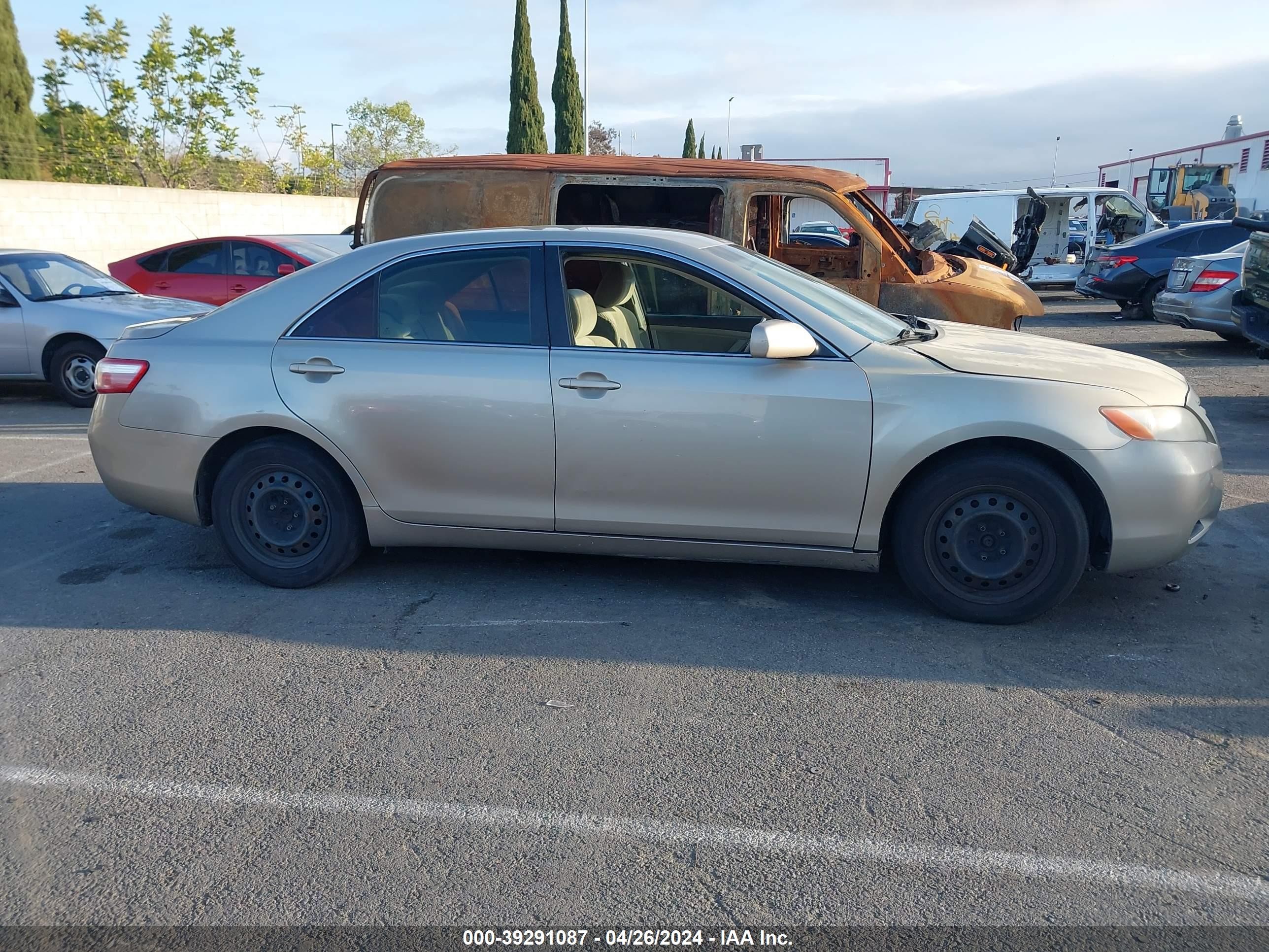 Photo 12 VIN: 4T1BE46K27U716309 - TOYOTA CAMRY 