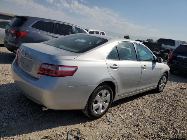 Photo 2 VIN: 4T1BE46K27U717685 - TOYOTA CAMRY CE 