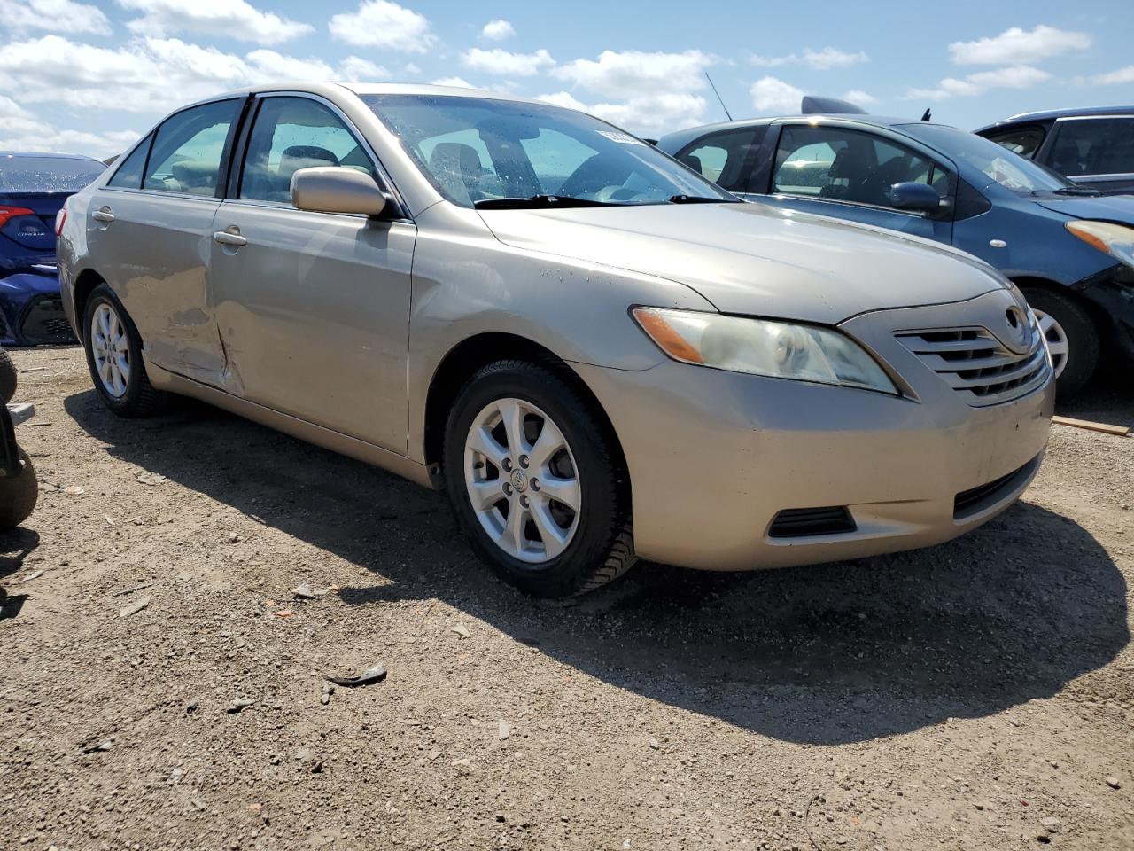 Photo 3 VIN: 4T1BE46K27U720411 - TOYOTA CAMRY 