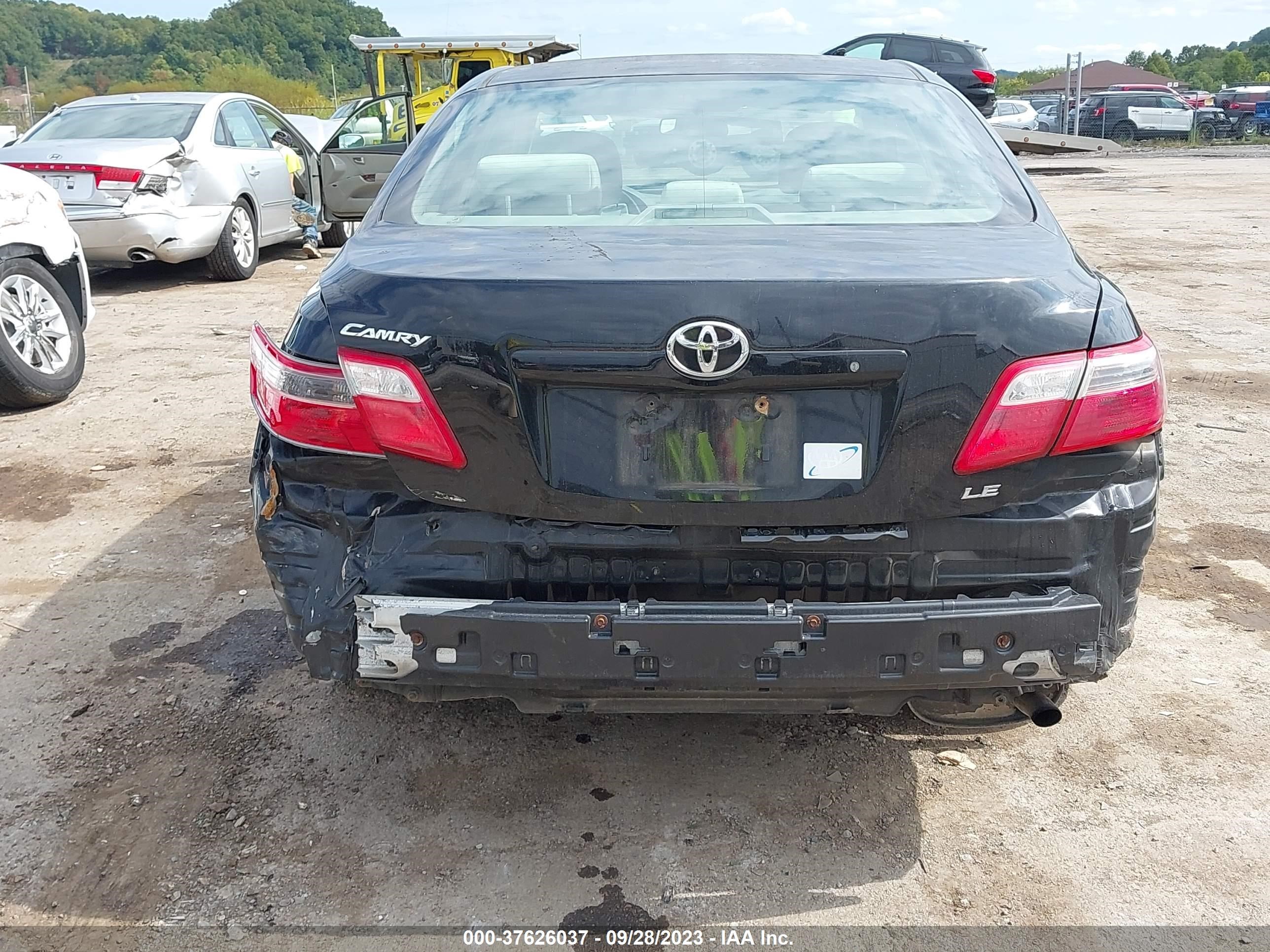 Photo 5 VIN: 4T1BE46K28U210173 - TOYOTA CAMRY 