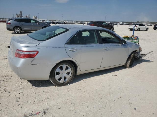 Photo 2 VIN: 4T1BE46K28U239396 - TOYOTA CAMRY CE 