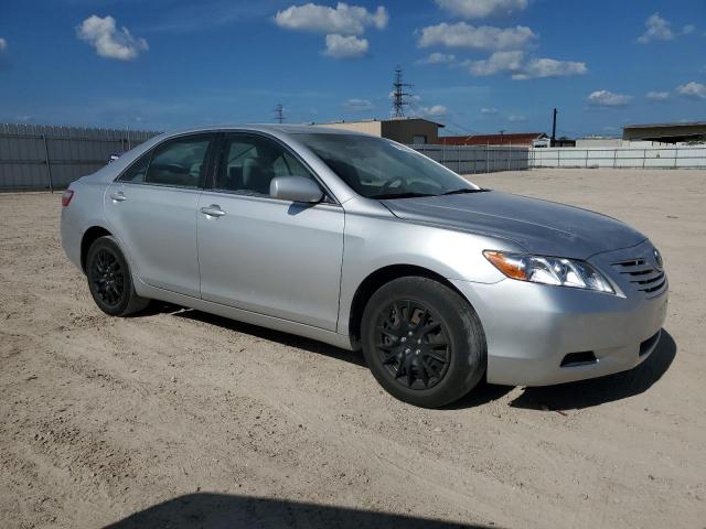 Photo 3 VIN: 4T1BE46K28U261575 - TOYOTA CAMRY 