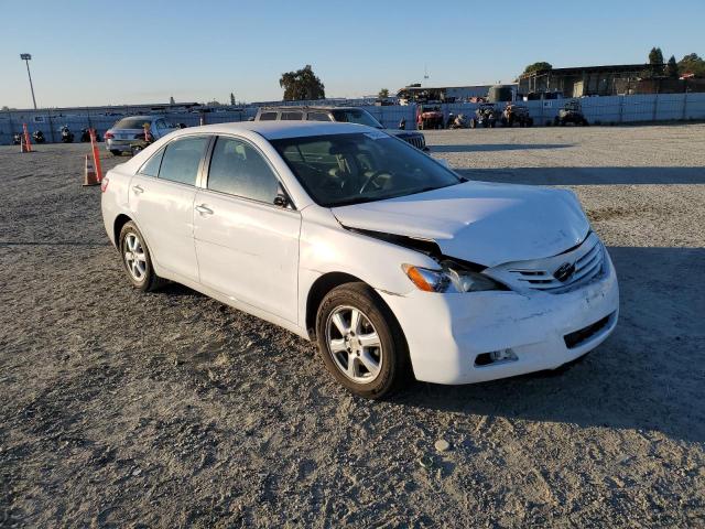 Photo 3 VIN: 4T1BE46K28U769030 - TOYOTA CAMRY CE 