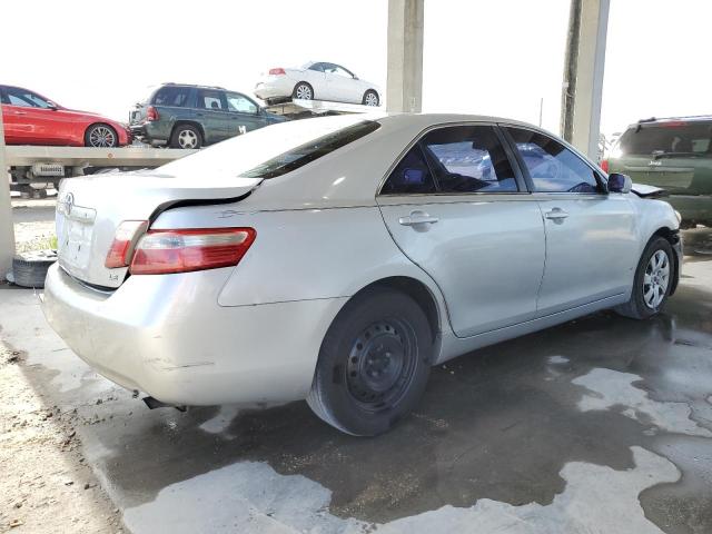 Photo 2 VIN: 4T1BE46K29U280029 - TOYOTA CAMRY 