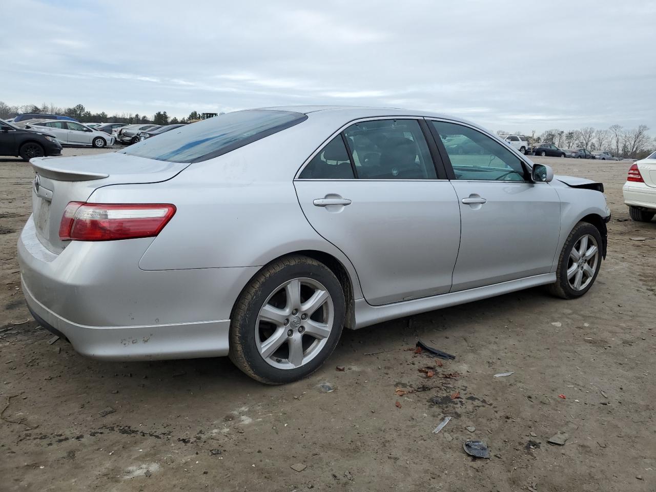 Photo 2 VIN: 4T1BE46K29U288325 - TOYOTA CAMRY 