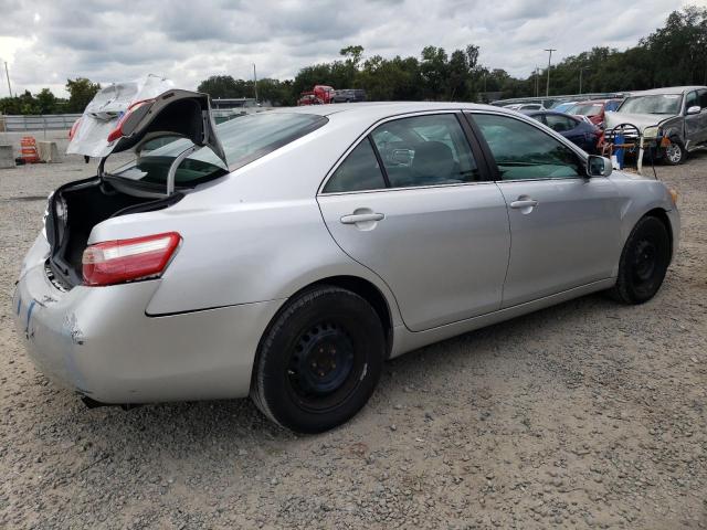 Photo 2 VIN: 4T1BE46K29U298546 - TOYOTA CAMRY BASE 