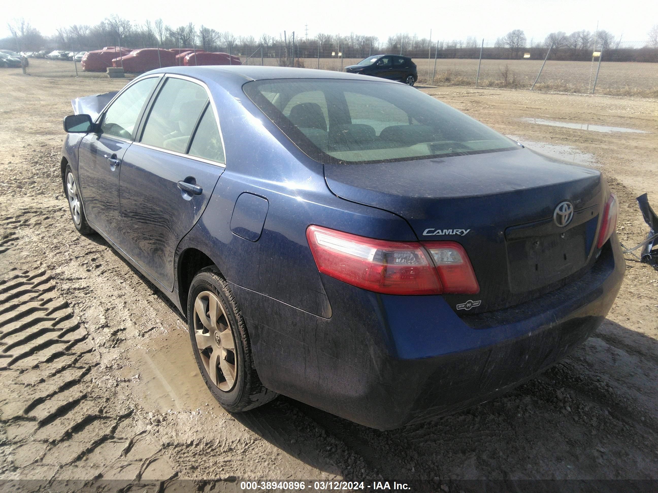 Photo 2 VIN: 4T1BE46K29U314826 - TOYOTA CAMRY 