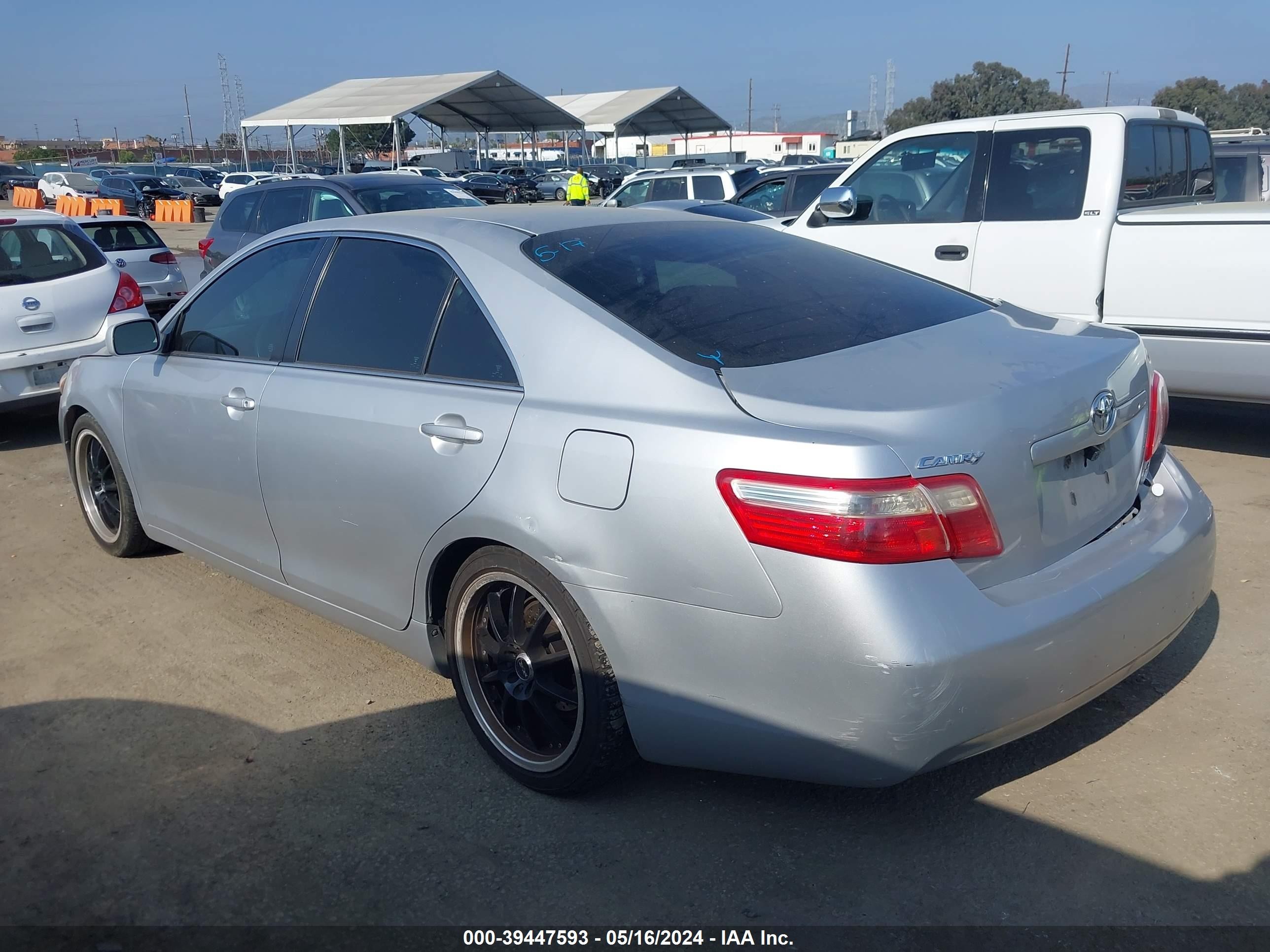 Photo 2 VIN: 4T1BE46K29U347535 - TOYOTA CAMRY 