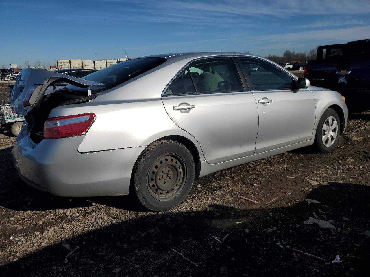 Photo 2 VIN: 4T1BE46K29U846478 - TOYOTA CAMRY 