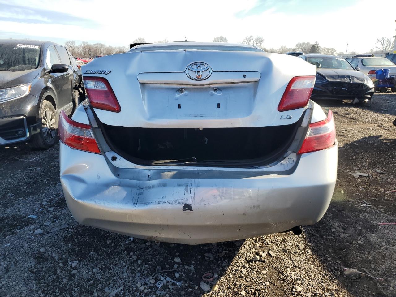 Photo 5 VIN: 4T1BE46K29U846478 - TOYOTA CAMRY 