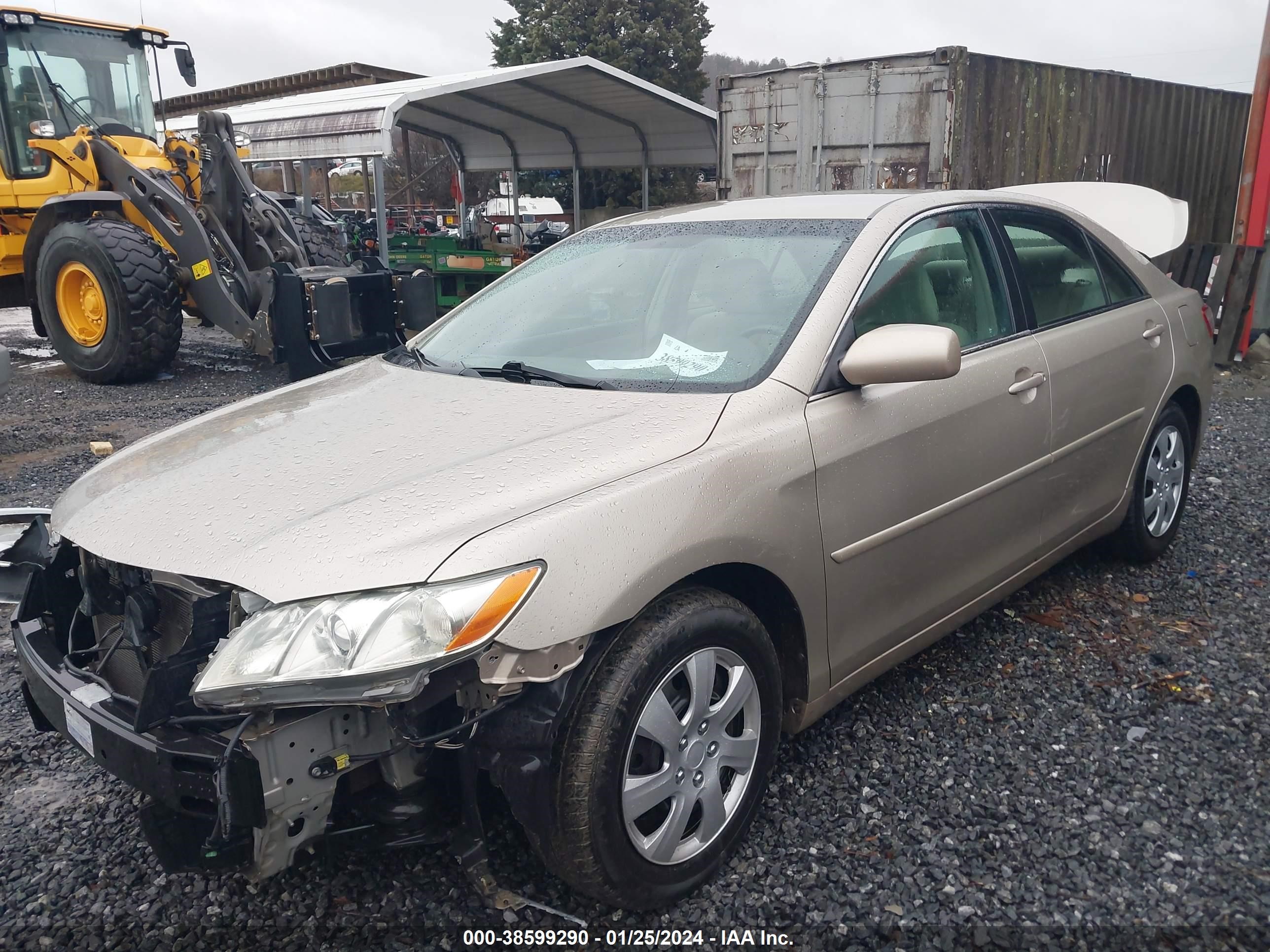 Photo 1 VIN: 4T1BE46K29U881778 - TOYOTA CAMRY 