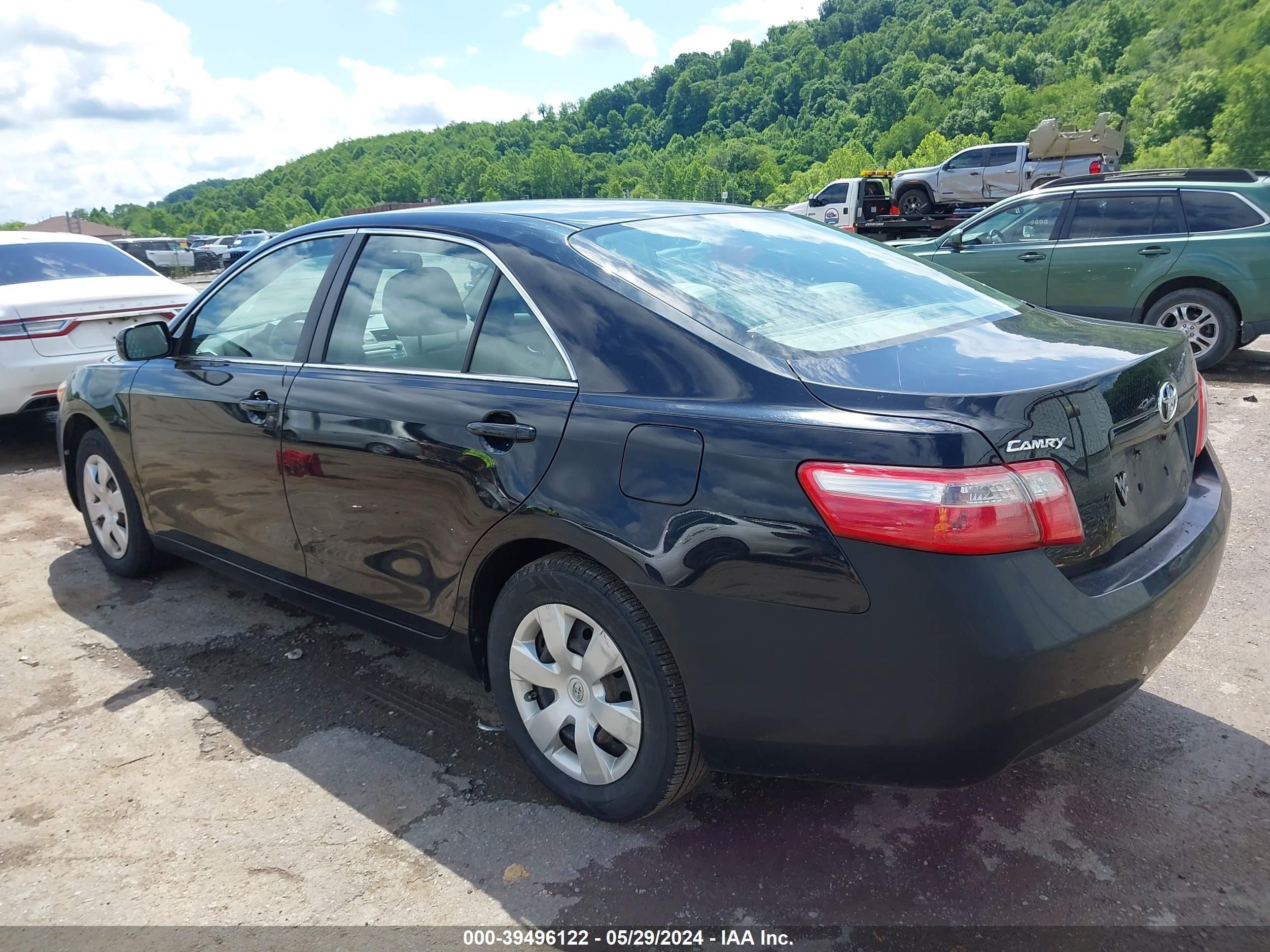 Photo 2 VIN: 4T1BE46K29U905366 - TOYOTA CAMRY 