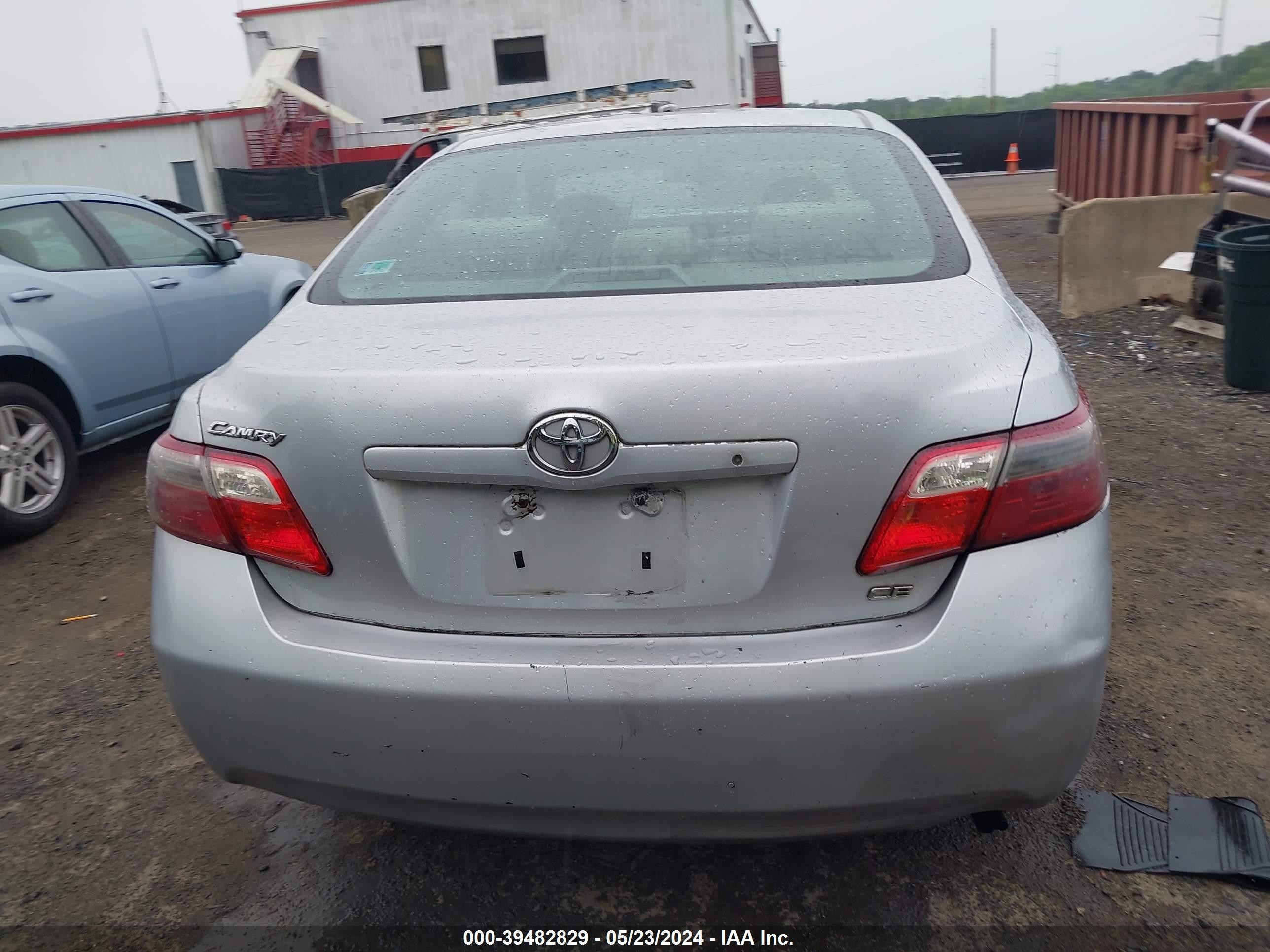 Photo 16 VIN: 4T1BE46K37U025757 - TOYOTA CAMRY 