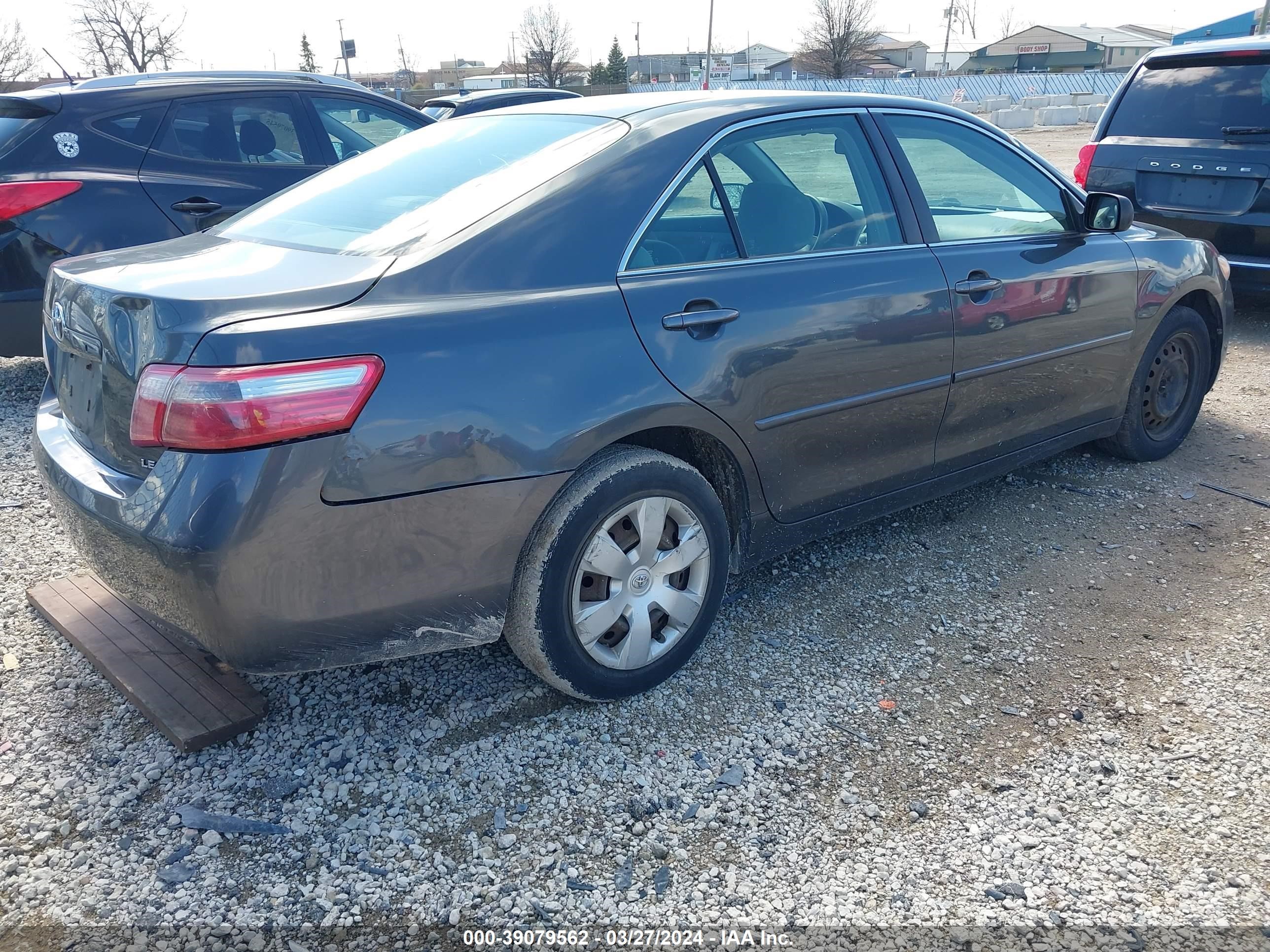 Photo 3 VIN: 4T1BE46K37U071928 - TOYOTA CAMRY 