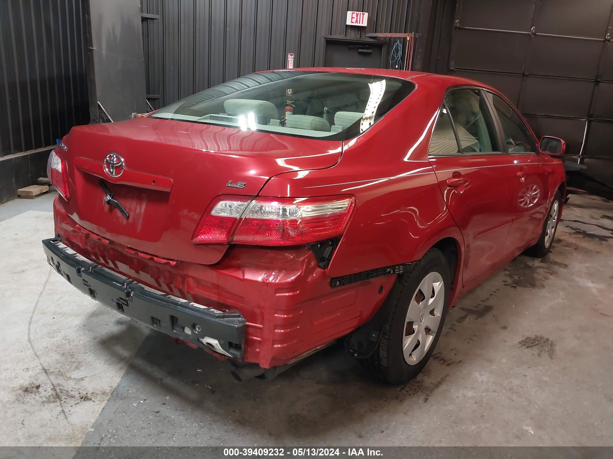 Photo 3 VIN: 4T1BE46K37U081181 - TOYOTA CAMRY 