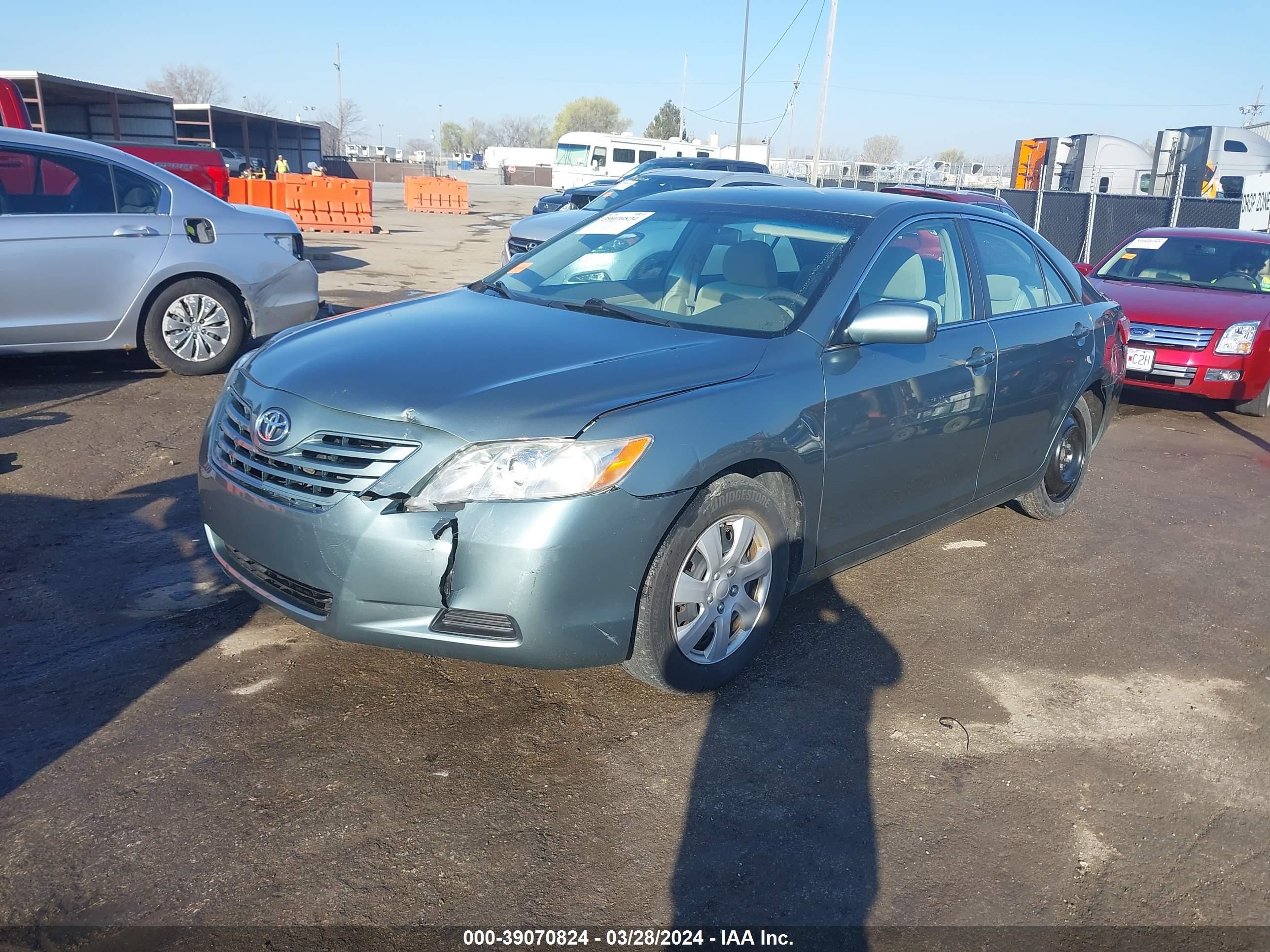 Photo 1 VIN: 4T1BE46K37U586119 - TOYOTA CAMRY 