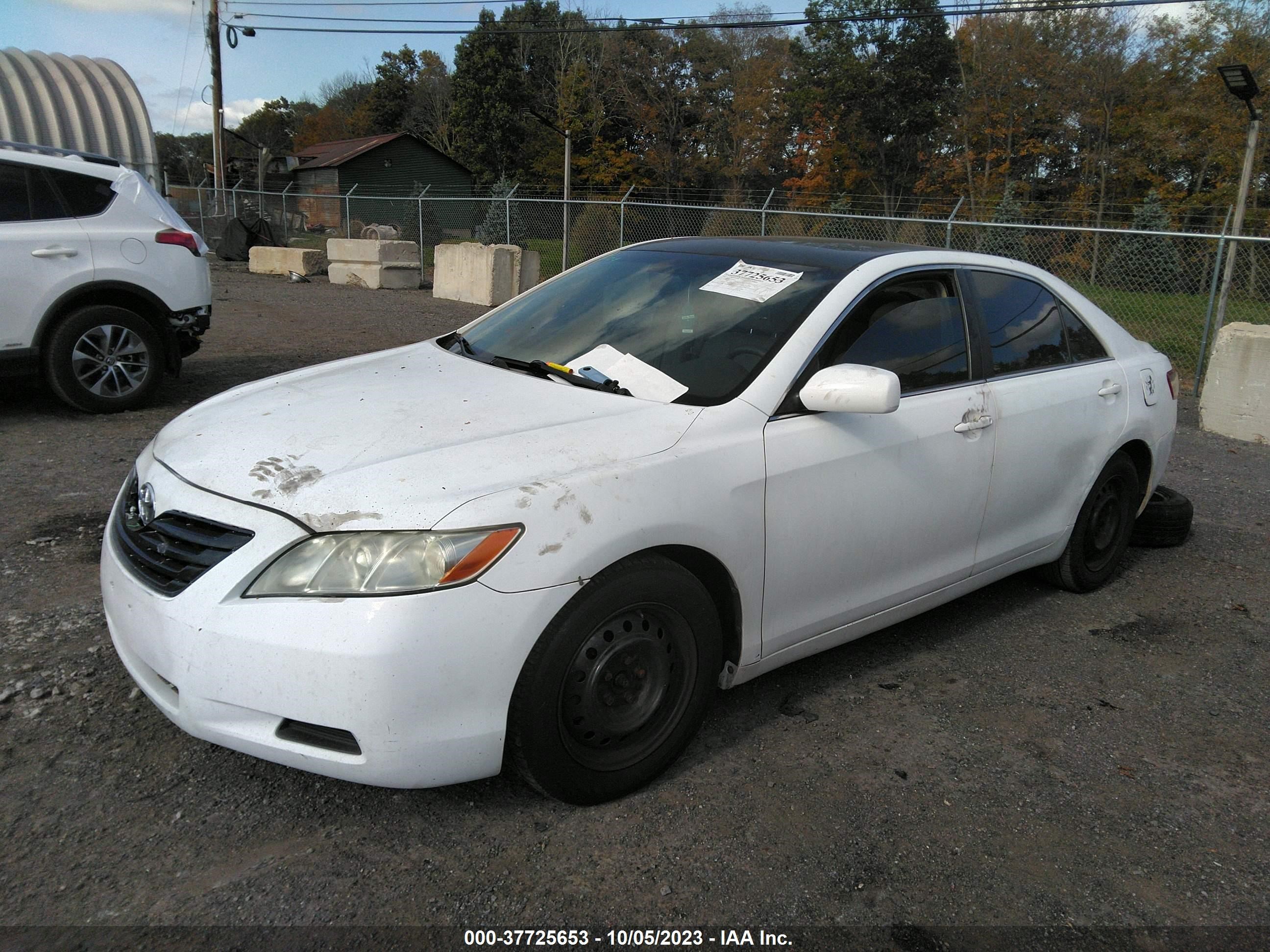 Photo 1 VIN: 4T1BE46K37U600424 - TOYOTA CAMRY 