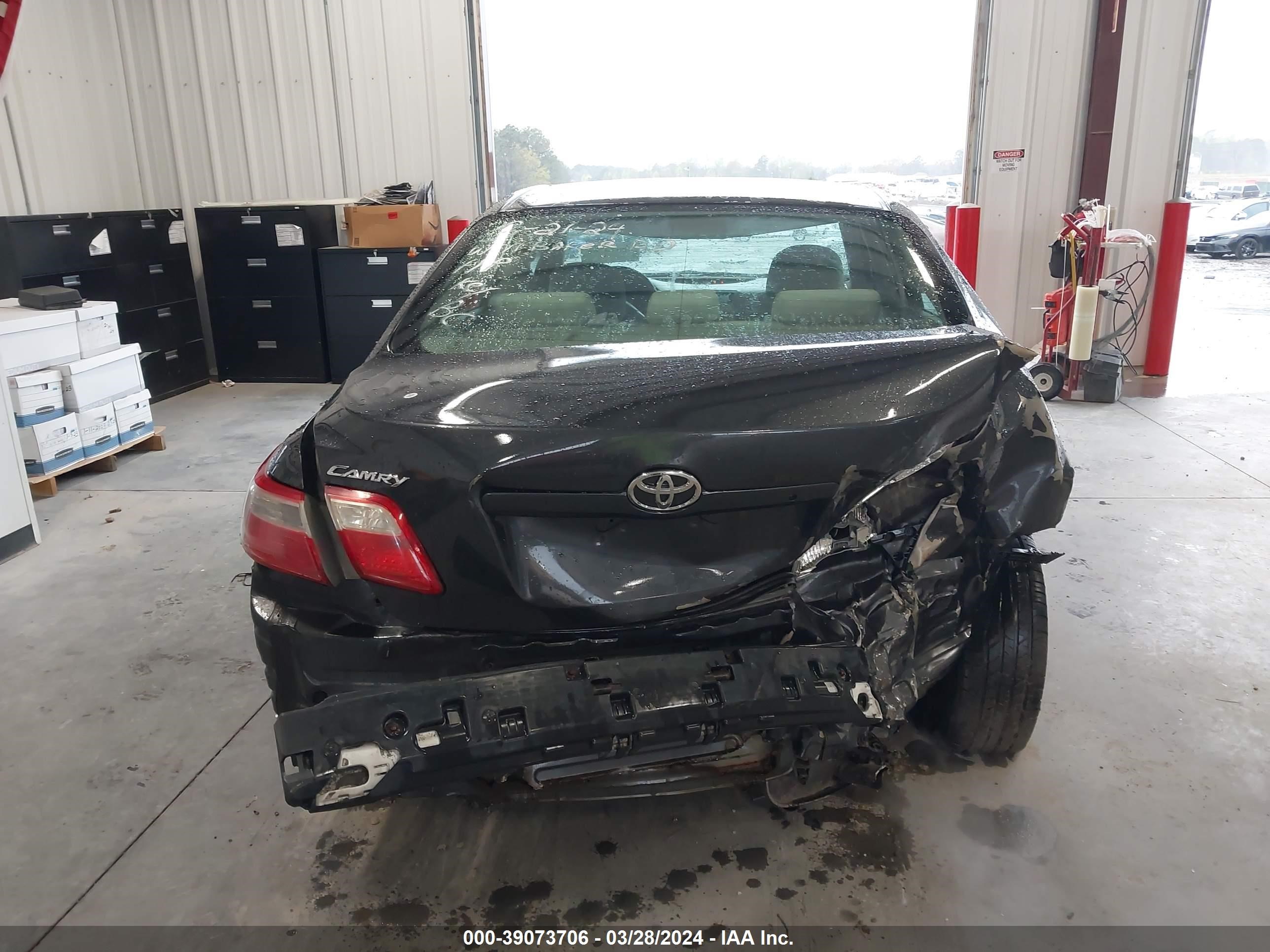 Photo 16 VIN: 4T1BE46K37U648828 - TOYOTA CAMRY 