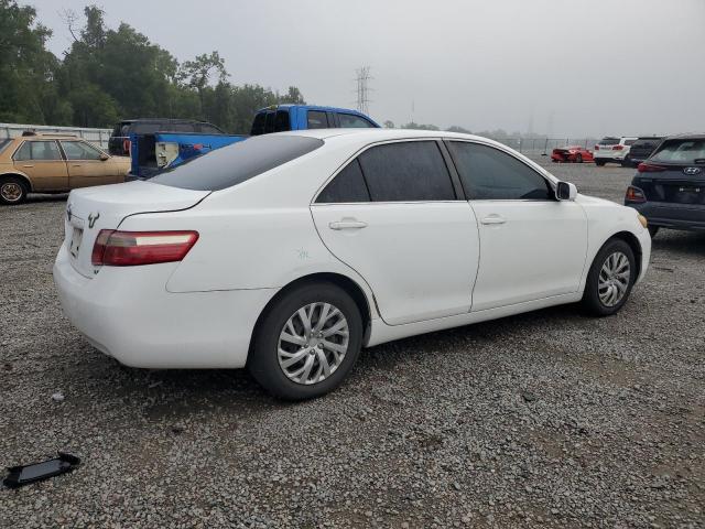 Photo 2 VIN: 4T1BE46K37U676127 - TOYOTA CAMRY CE 