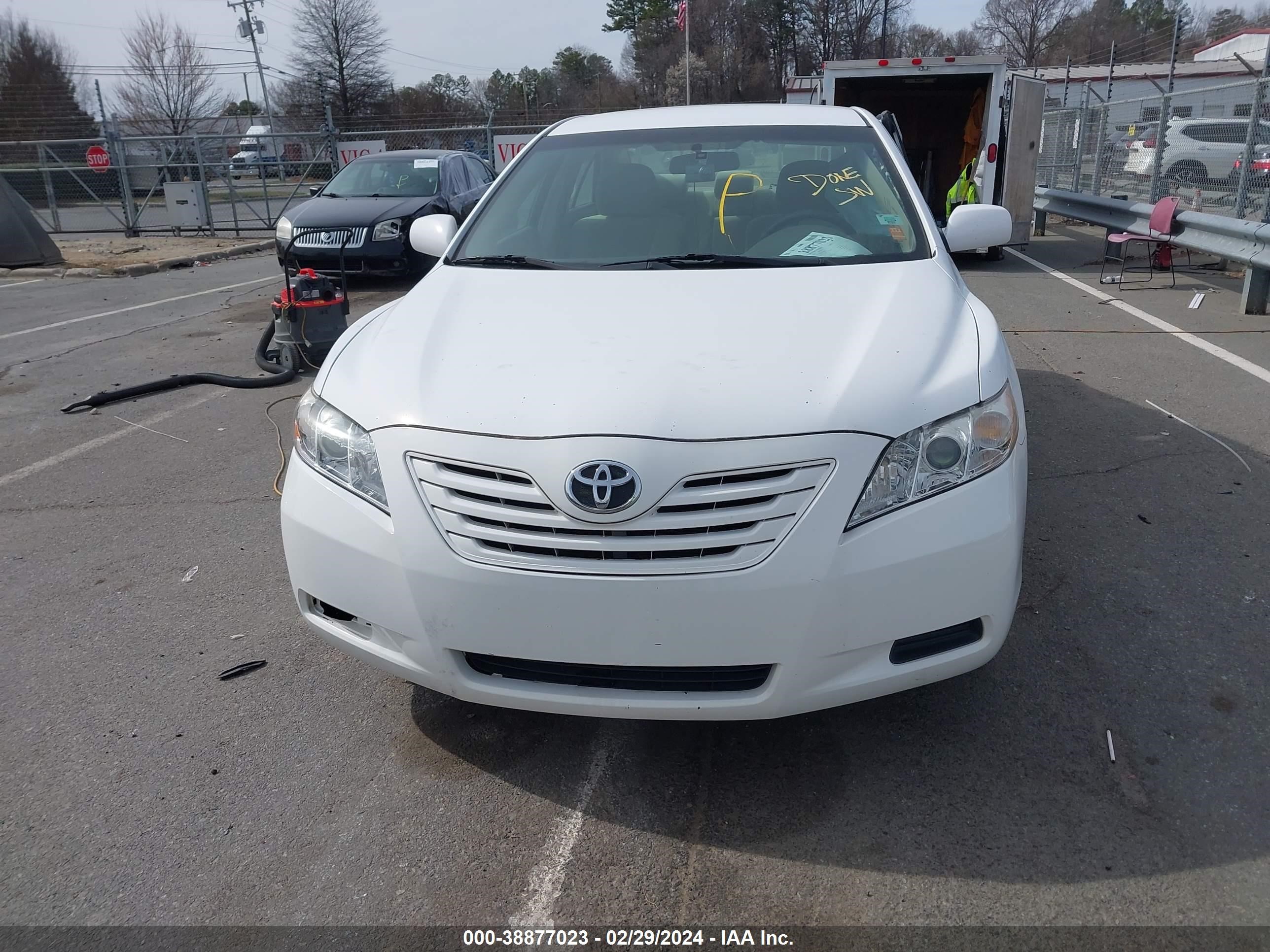 Photo 11 VIN: 4T1BE46K37U689069 - TOYOTA CAMRY 