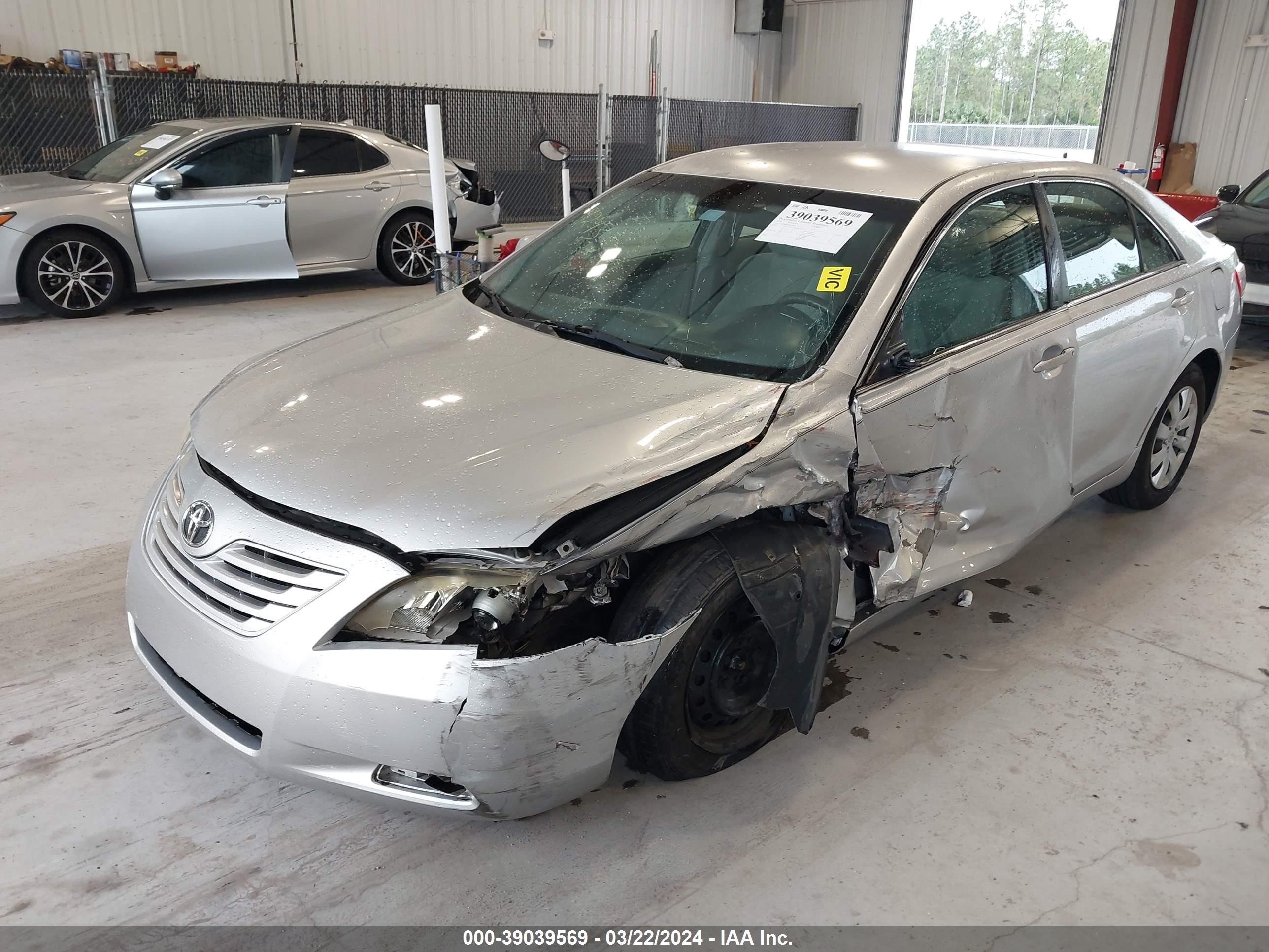 Photo 1 VIN: 4T1BE46K38U209243 - TOYOTA CAMRY 