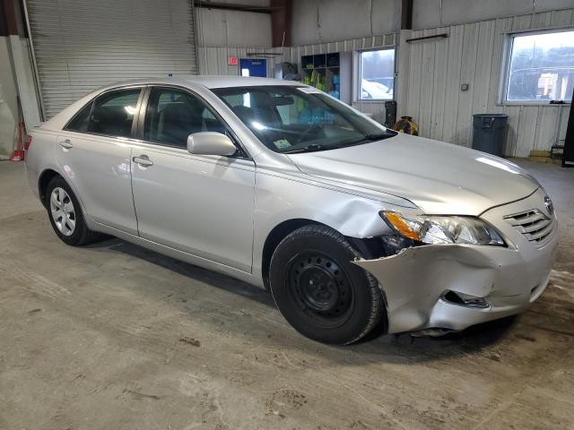 Photo 3 VIN: 4T1BE46K38U238659 - TOYOTA CAMRY CE 