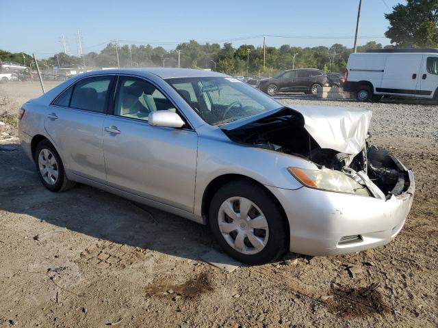 Photo 3 VIN: 4T1BE46K38U242033 - TOYOTA CAMRY CE 