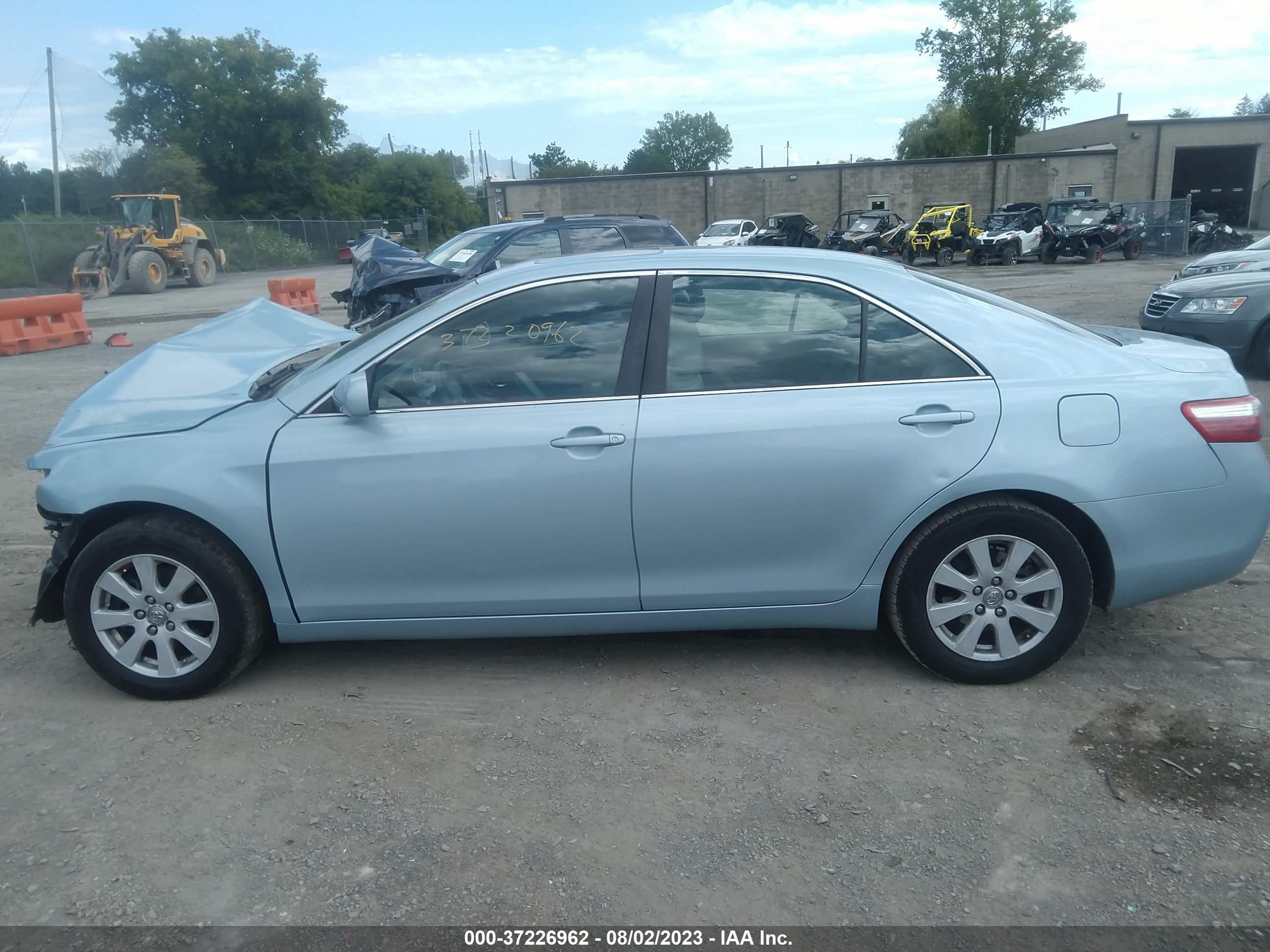 Photo 14 VIN: 4T1BE46K38U732701 - TOYOTA CAMRY 