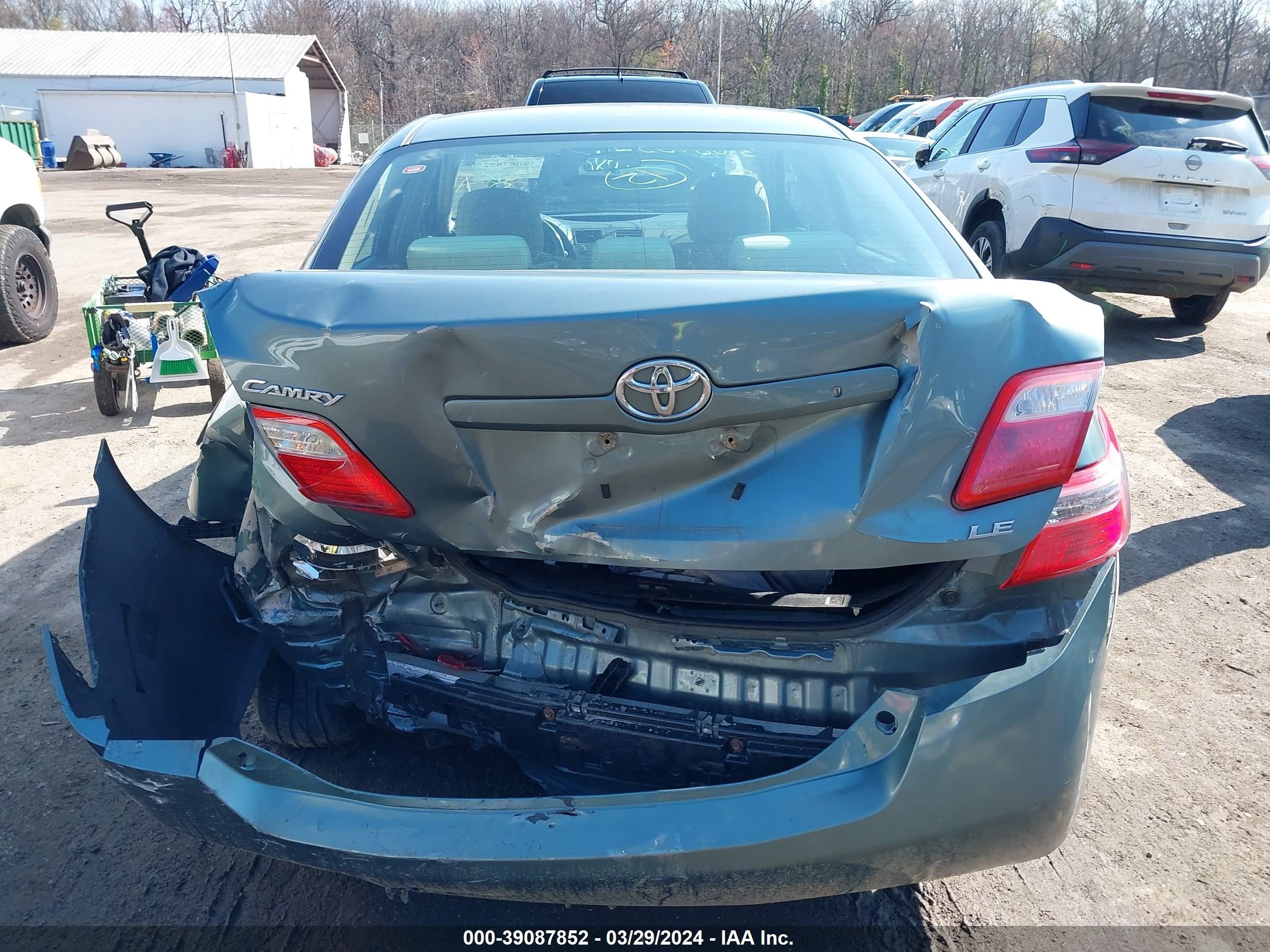 Photo 15 VIN: 4T1BE46K38U750972 - TOYOTA CAMRY 