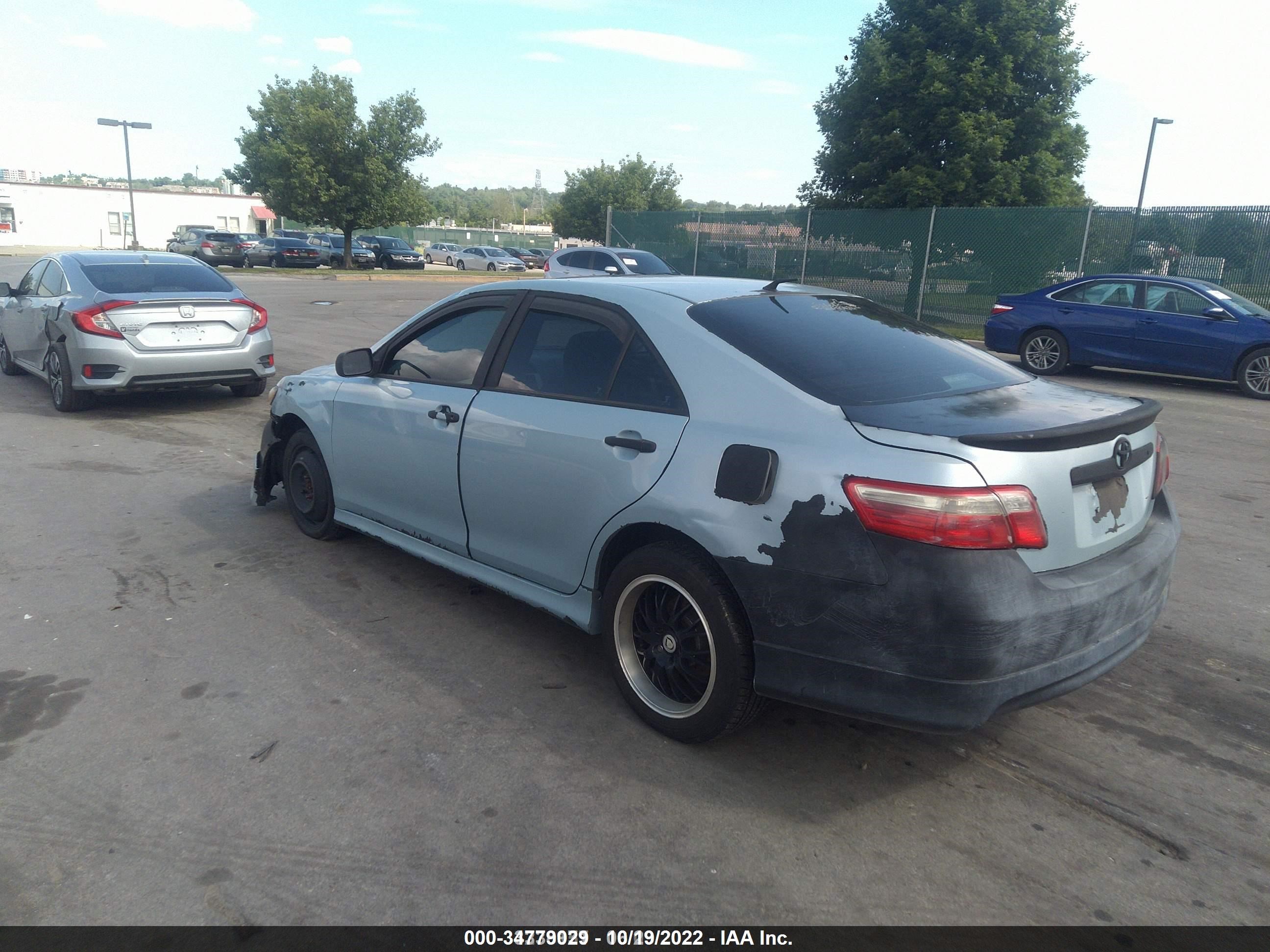 Photo 2 VIN: 4T1BE46K38U761227 - TOYOTA CAMRY 