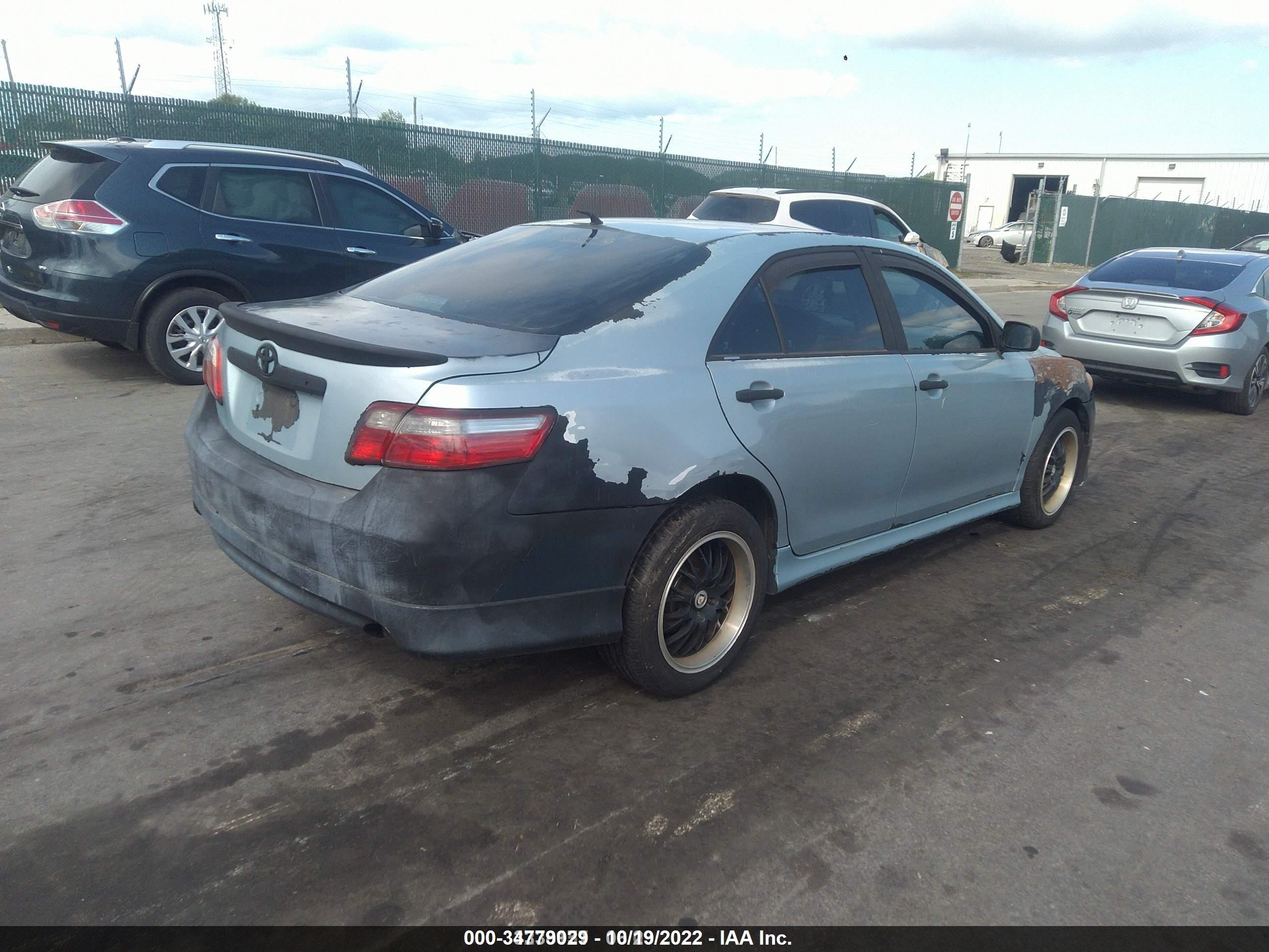 Photo 3 VIN: 4T1BE46K38U761227 - TOYOTA CAMRY 