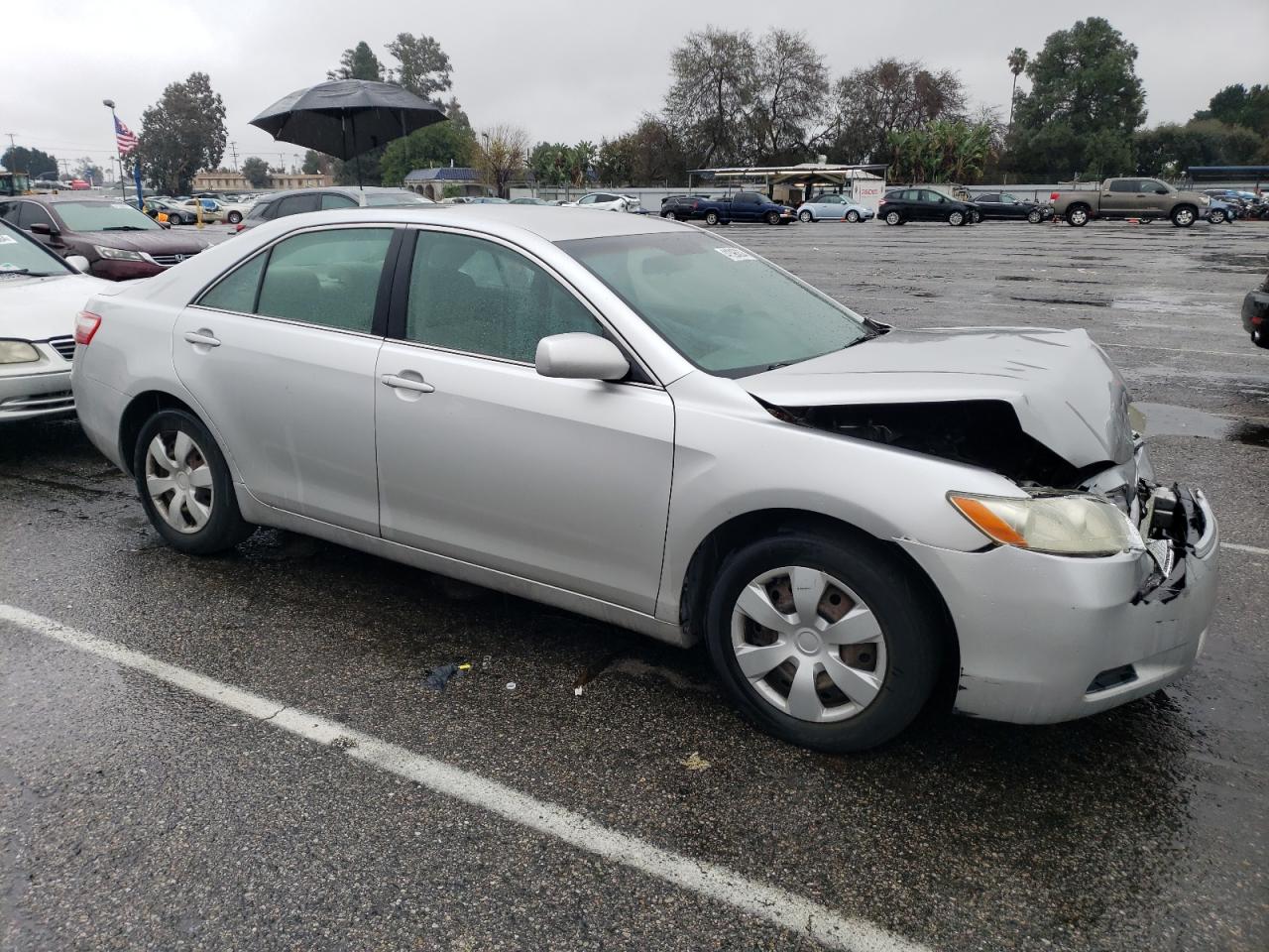 Photo 3 VIN: 4T1BE46K38U769215 - TOYOTA CAMRY 