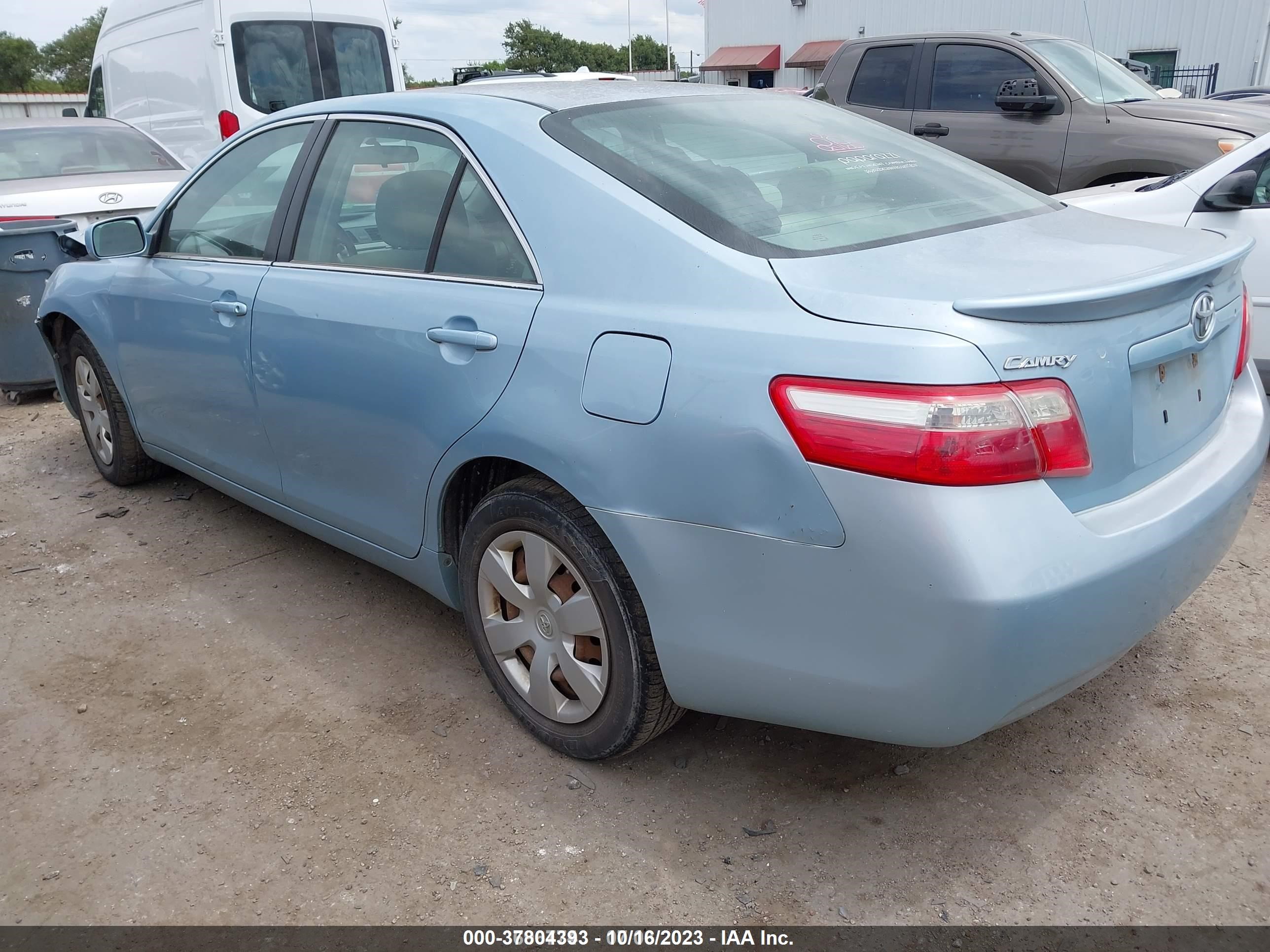 Photo 2 VIN: 4T1BE46K38U786032 - TOYOTA CAMRY 