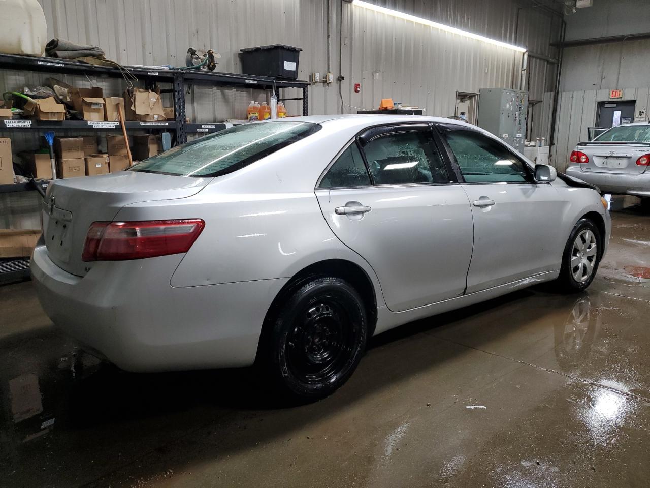 Photo 2 VIN: 4T1BE46K39U289225 - TOYOTA CAMRY 