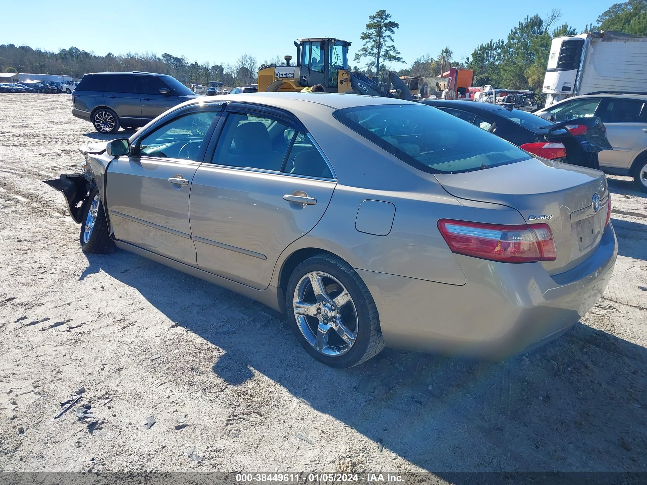 Photo 2 VIN: 4T1BE46K39U315824 - TOYOTA CAMRY 