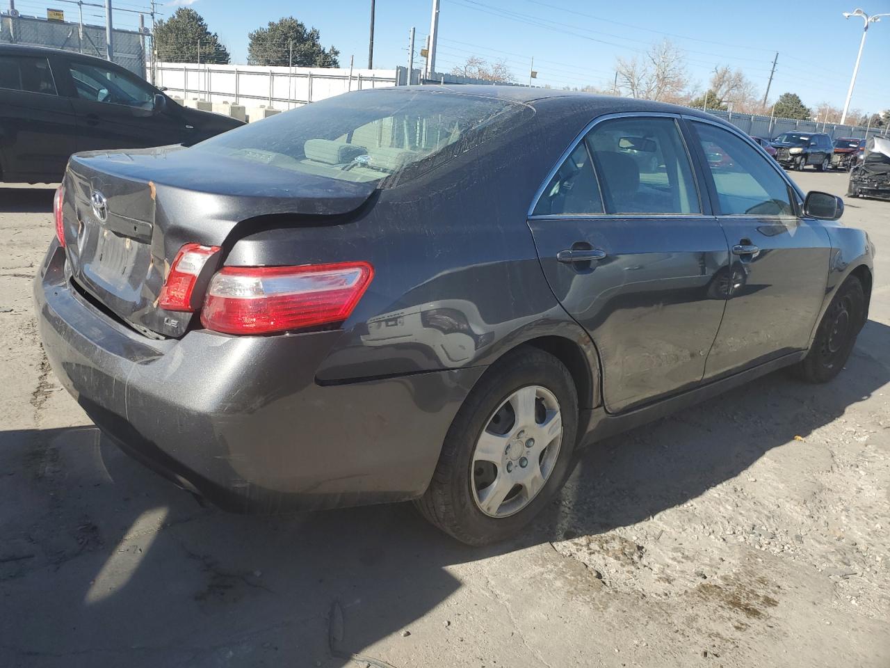 Photo 2 VIN: 4T1BE46K39U339685 - TOYOTA CAMRY 