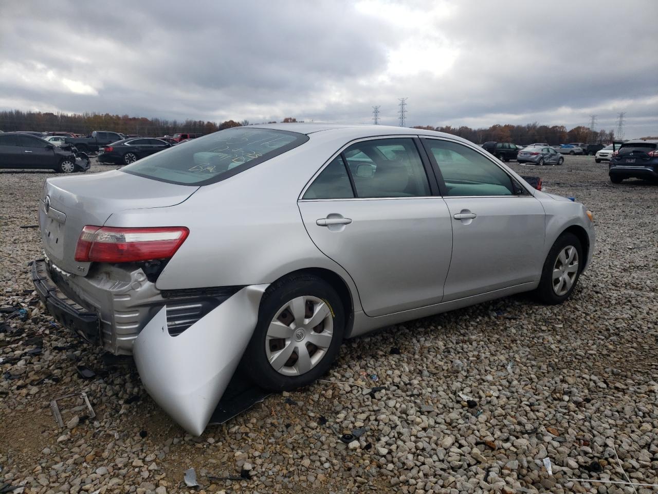 Photo 2 VIN: 4T1BE46K39U353571 - TOYOTA CAMRY 