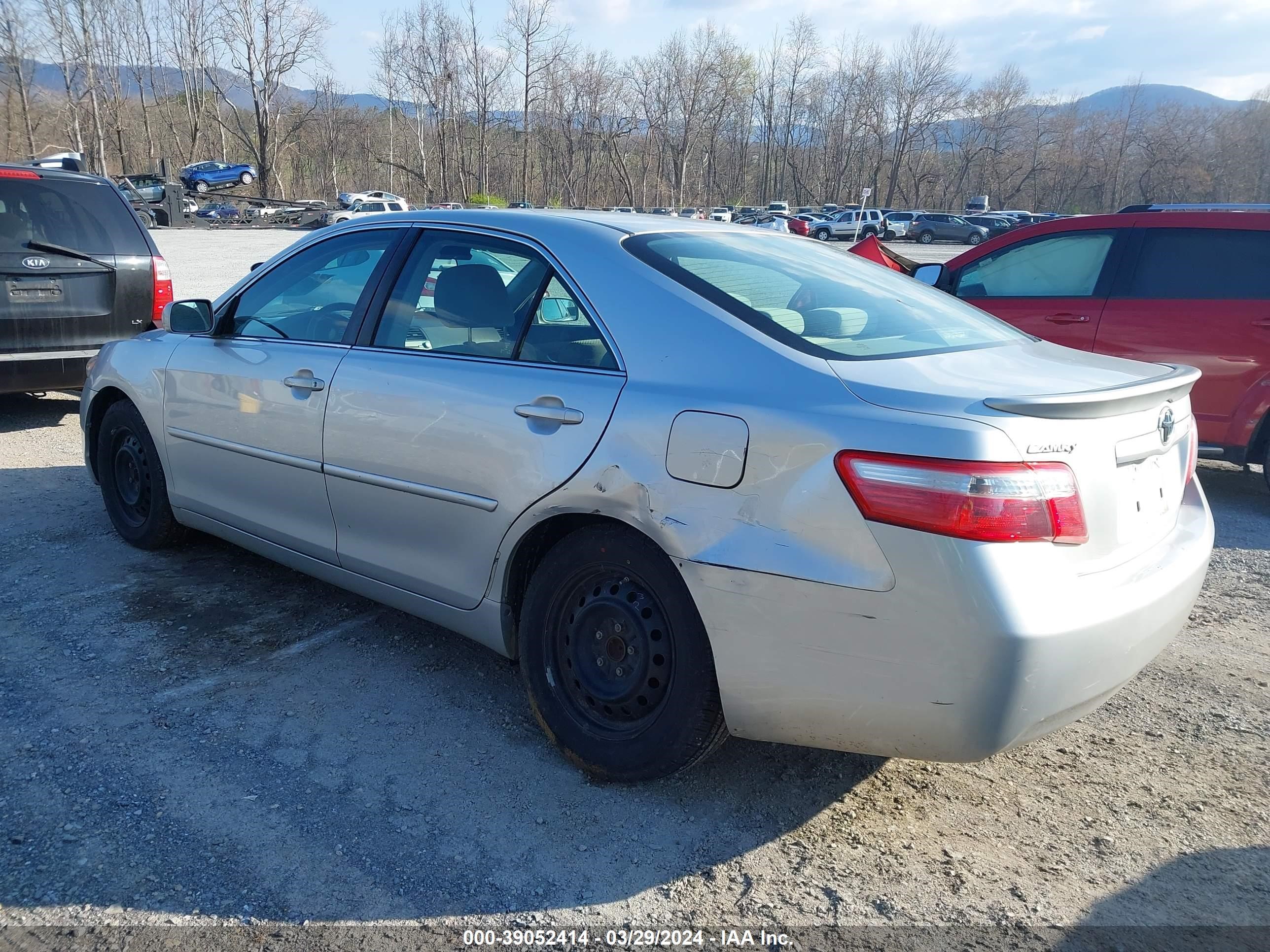 Photo 5 VIN: 4T1BE46K39U407502 - TOYOTA CAMRY 