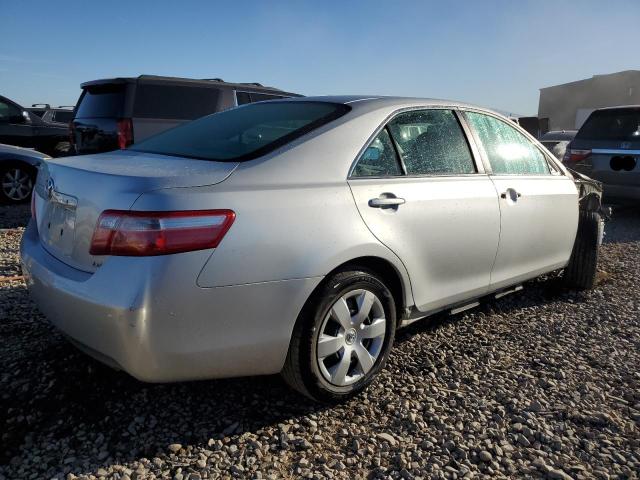 Photo 2 VIN: 4T1BE46K39U832749 - TOYOTA CAMRY BASE 