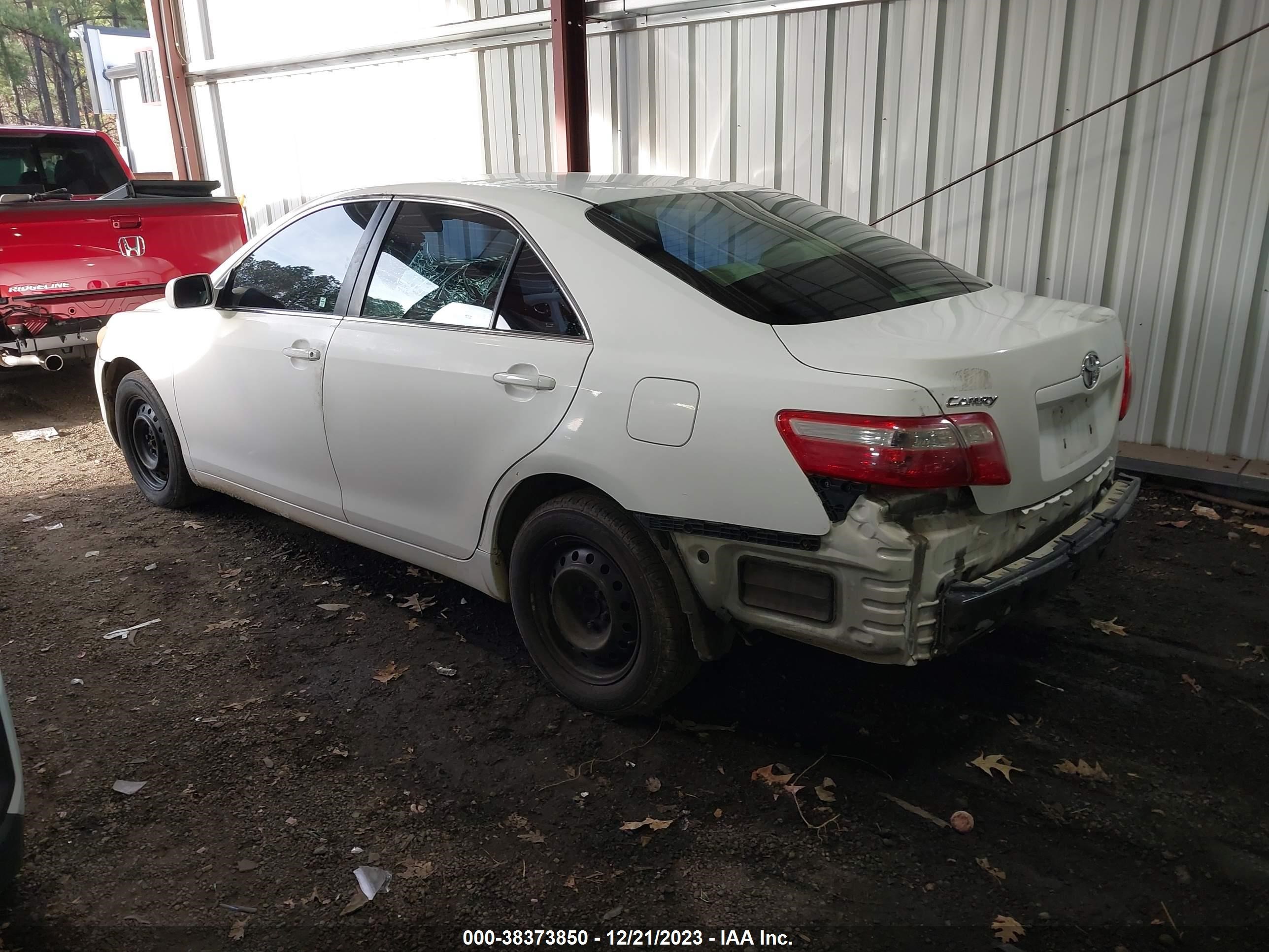 Photo 2 VIN: 4T1BE46K39U843671 - TOYOTA CAMRY 