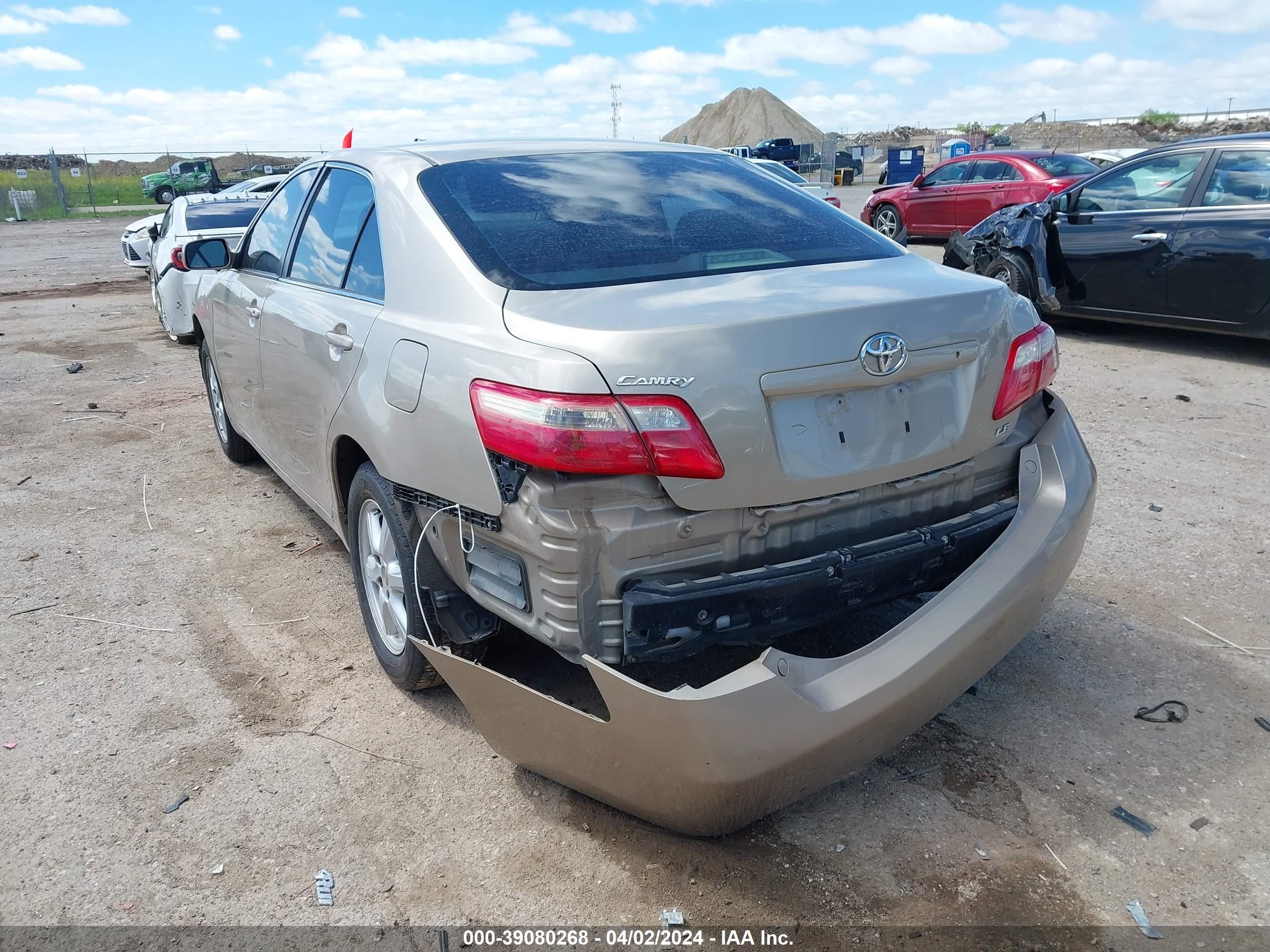 Photo 2 VIN: 4T1BE46K39U895687 - TOYOTA CAMRY 