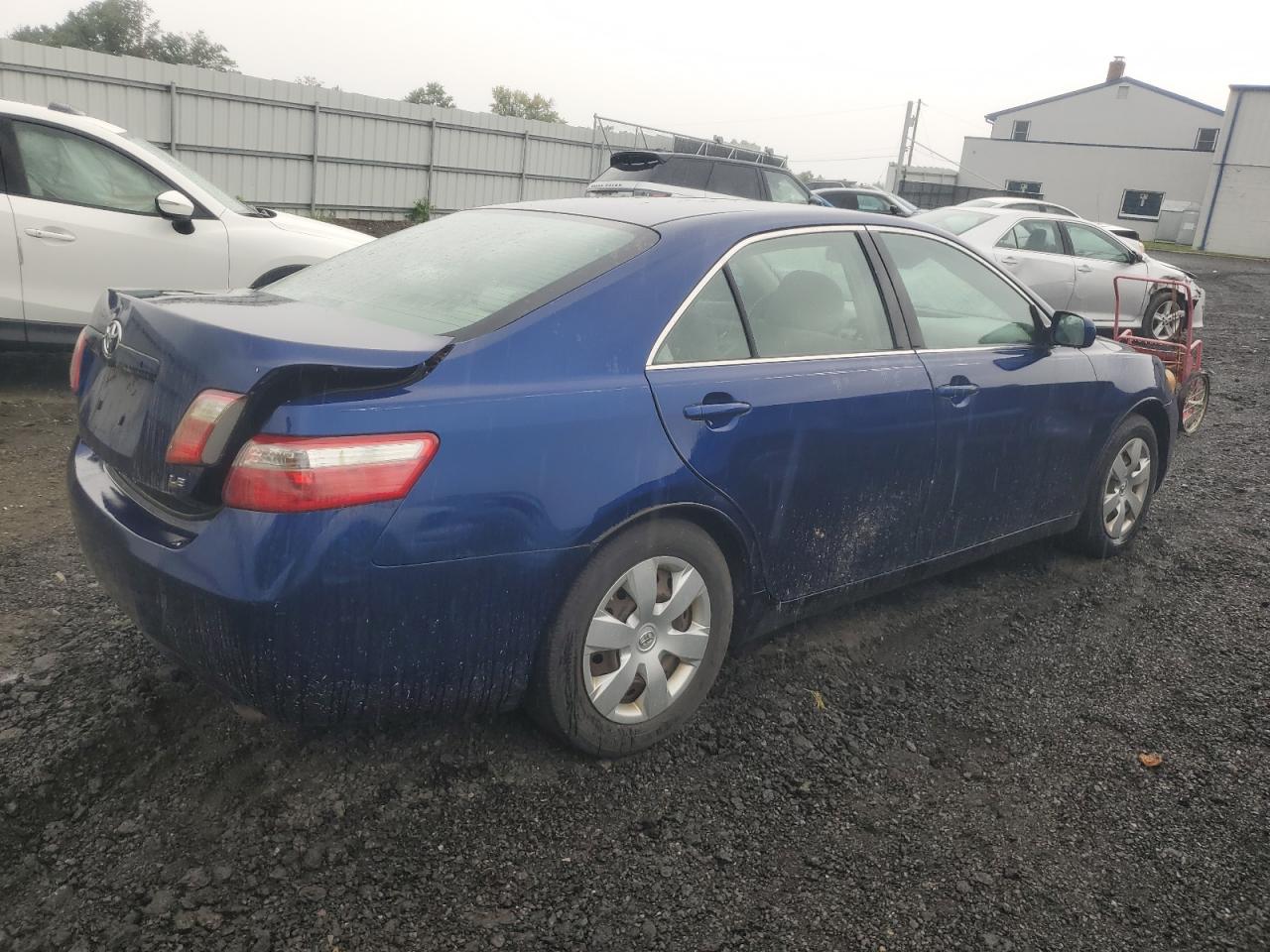 Photo 2 VIN: 4T1BE46K47U106220 - TOYOTA CAMRY 