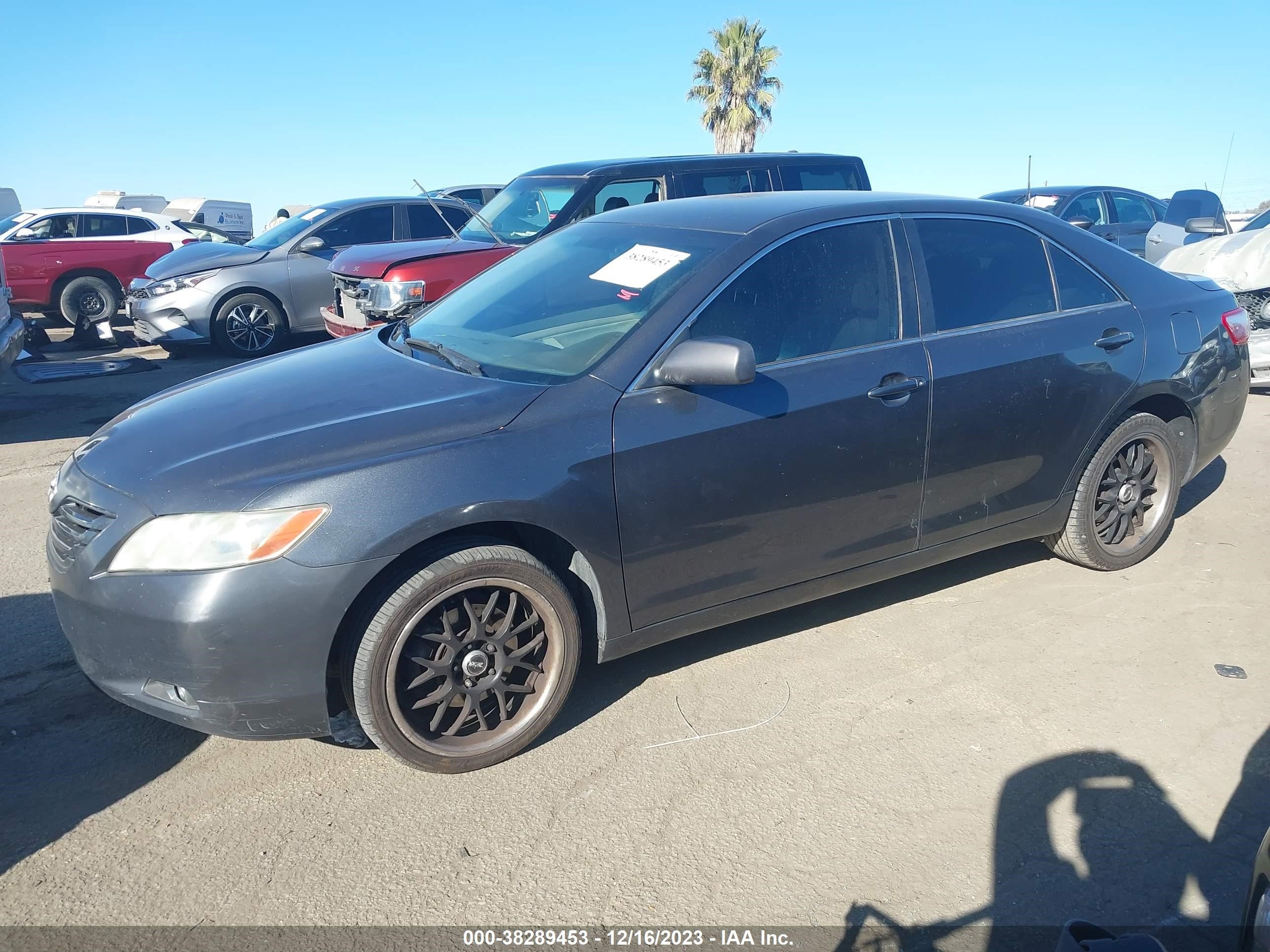 Photo 1 VIN: 4T1BE46K47U193813 - TOYOTA CAMRY 