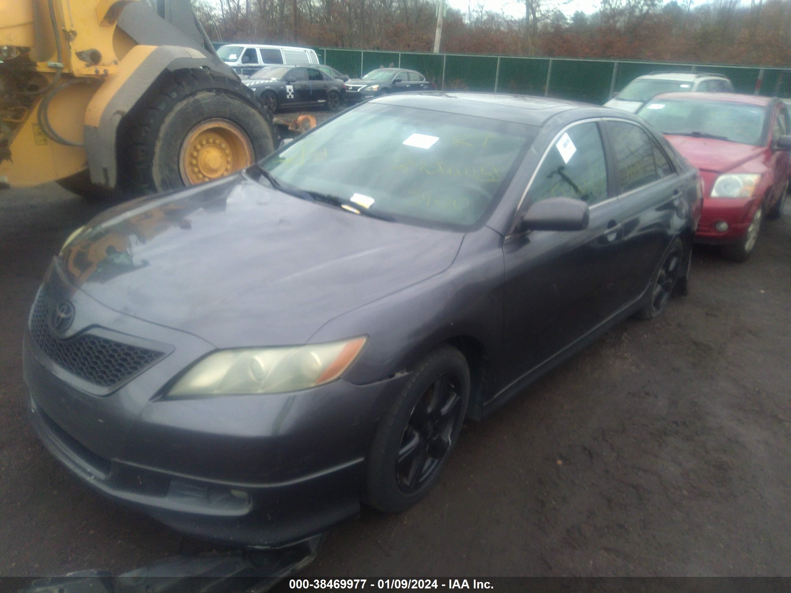 Photo 1 VIN: 4T1BE46K47U550360 - TOYOTA CAMRY 