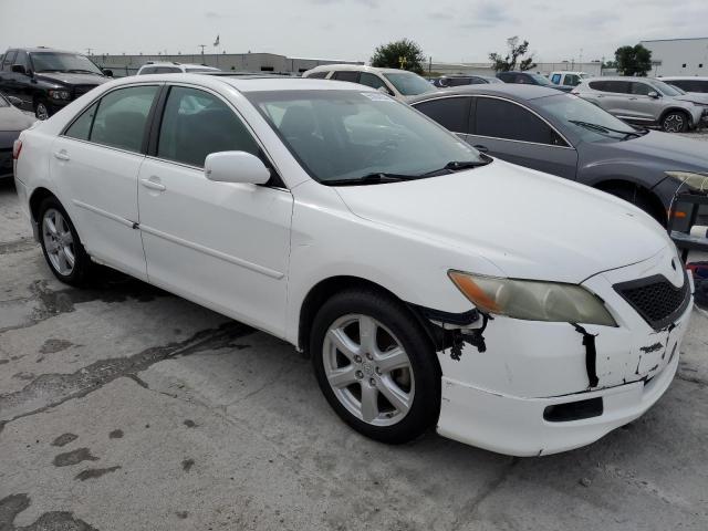 Photo 3 VIN: 4T1BE46K47U623565 - TOYOTA CAMRY 