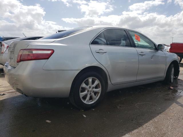 Photo 2 VIN: 4T1BE46K47U728638 - TOYOTA CAMRY 