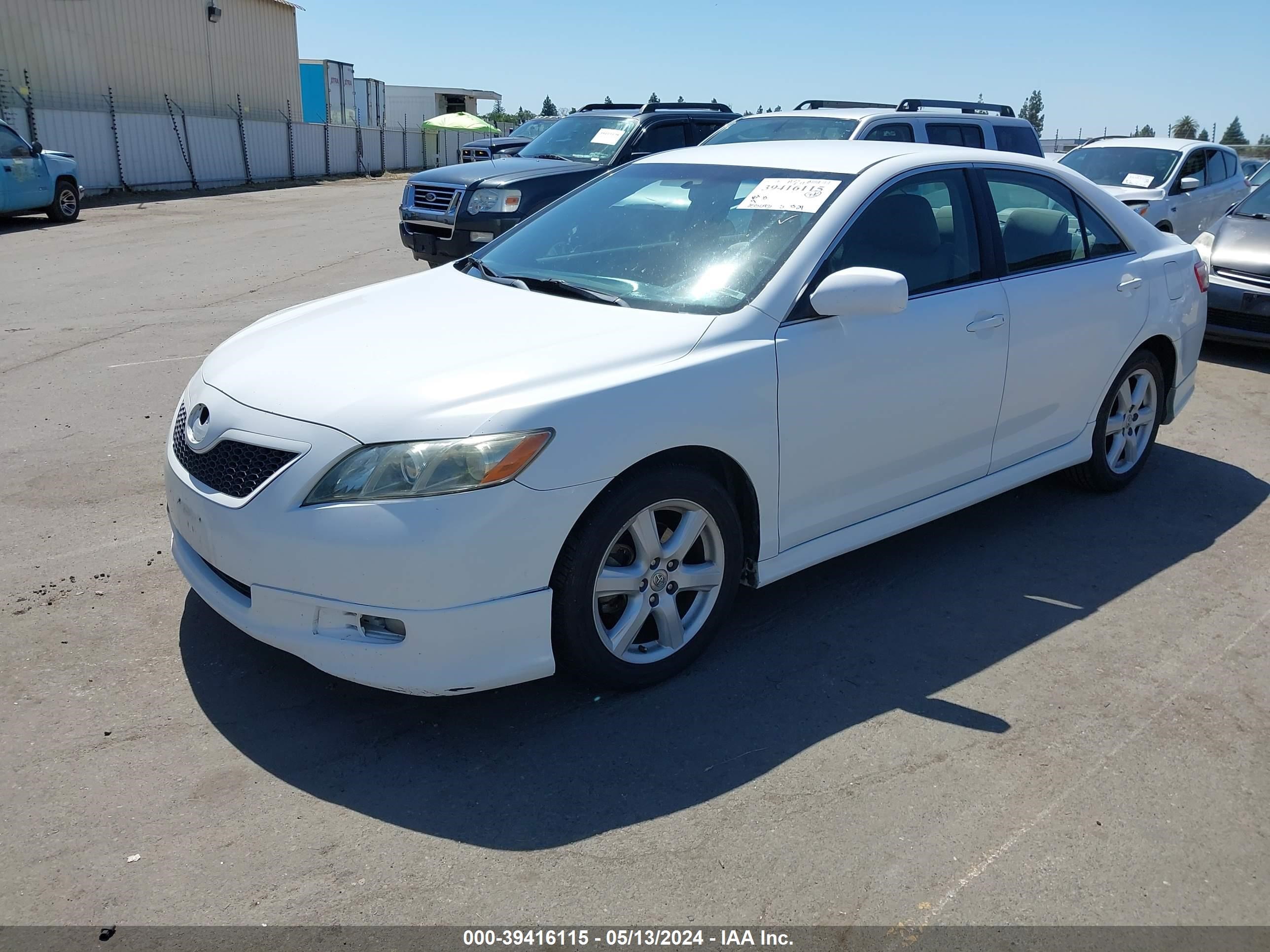 Photo 1 VIN: 4T1BE46K48U778943 - TOYOTA CAMRY 