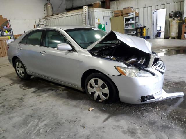 Photo 3 VIN: 4T1BE46K48U779736 - TOYOTA CAMRY CE 