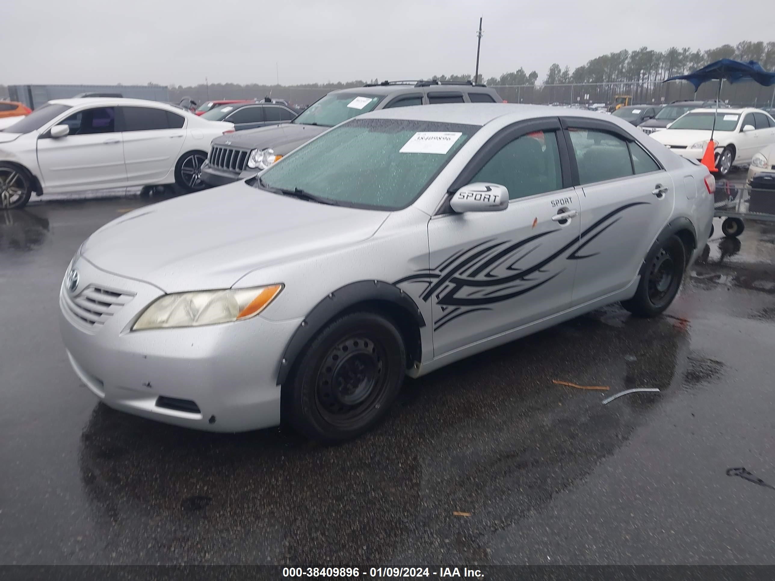 Photo 1 VIN: 4T1BE46K49U290562 - TOYOTA CAMRY 