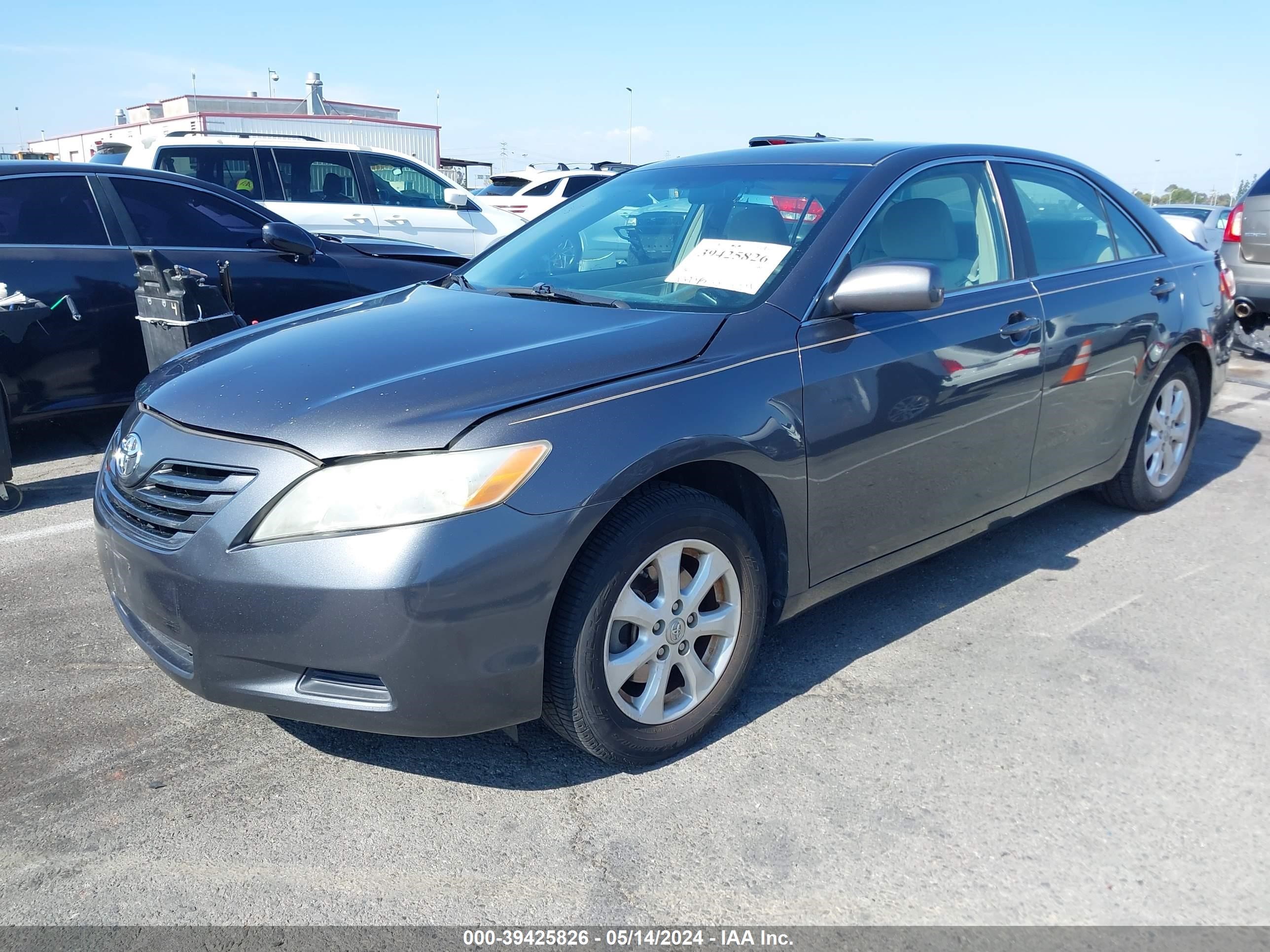 Photo 1 VIN: 4T1BE46K49U355040 - TOYOTA CAMRY 